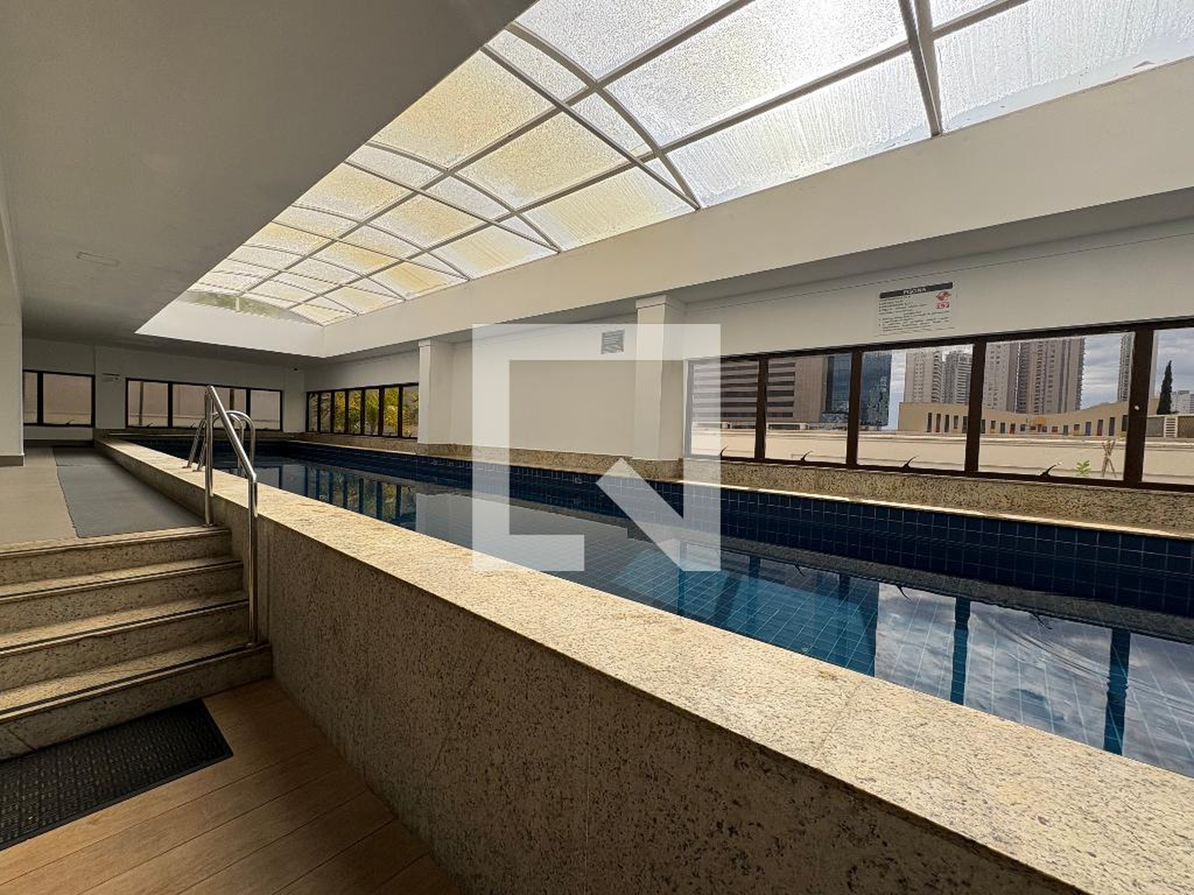 Piscina Coberta - Encanto Viver Bueno