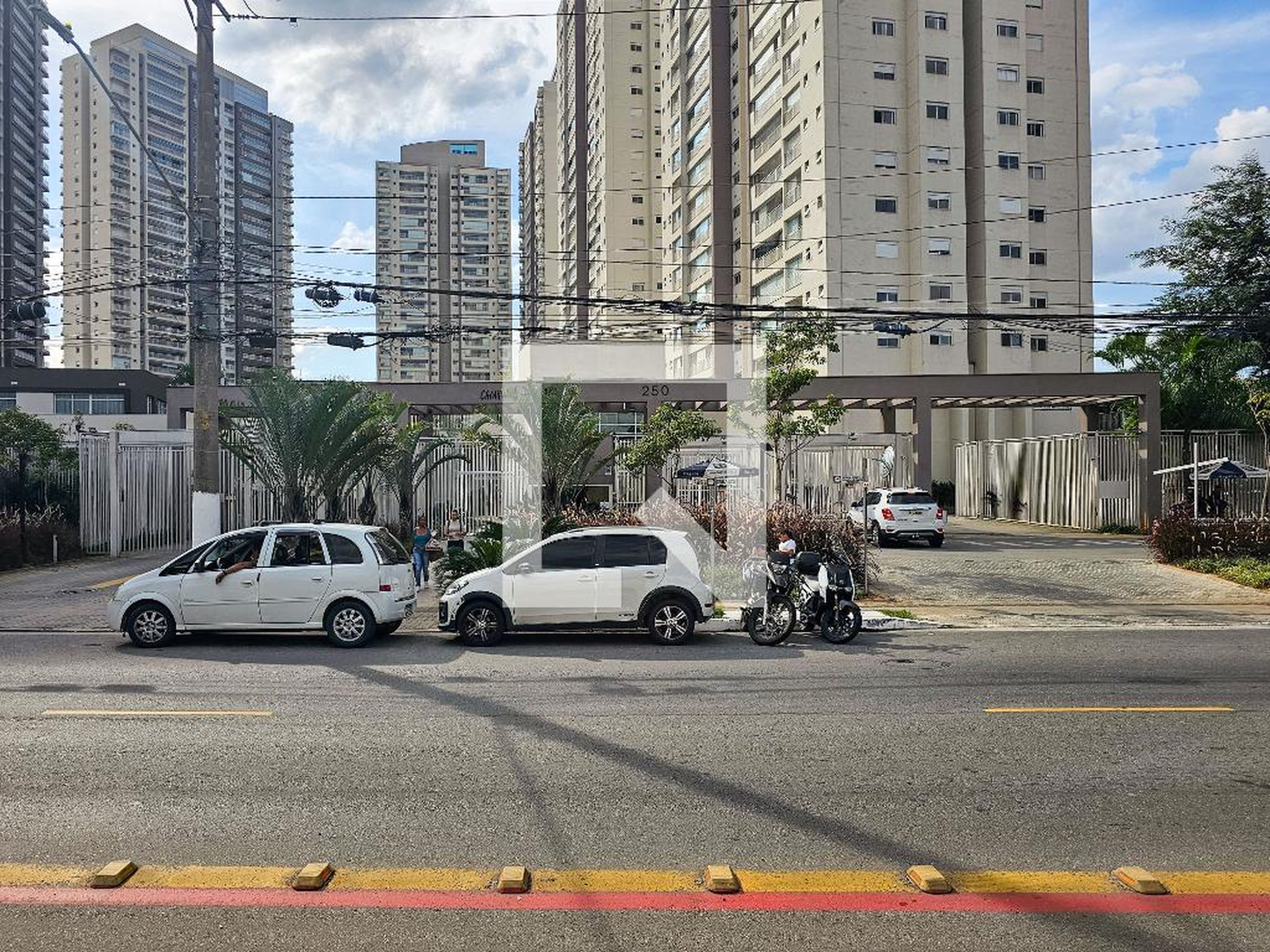 Fachada Condomínio Caminhos da Lapa -  Jerivás