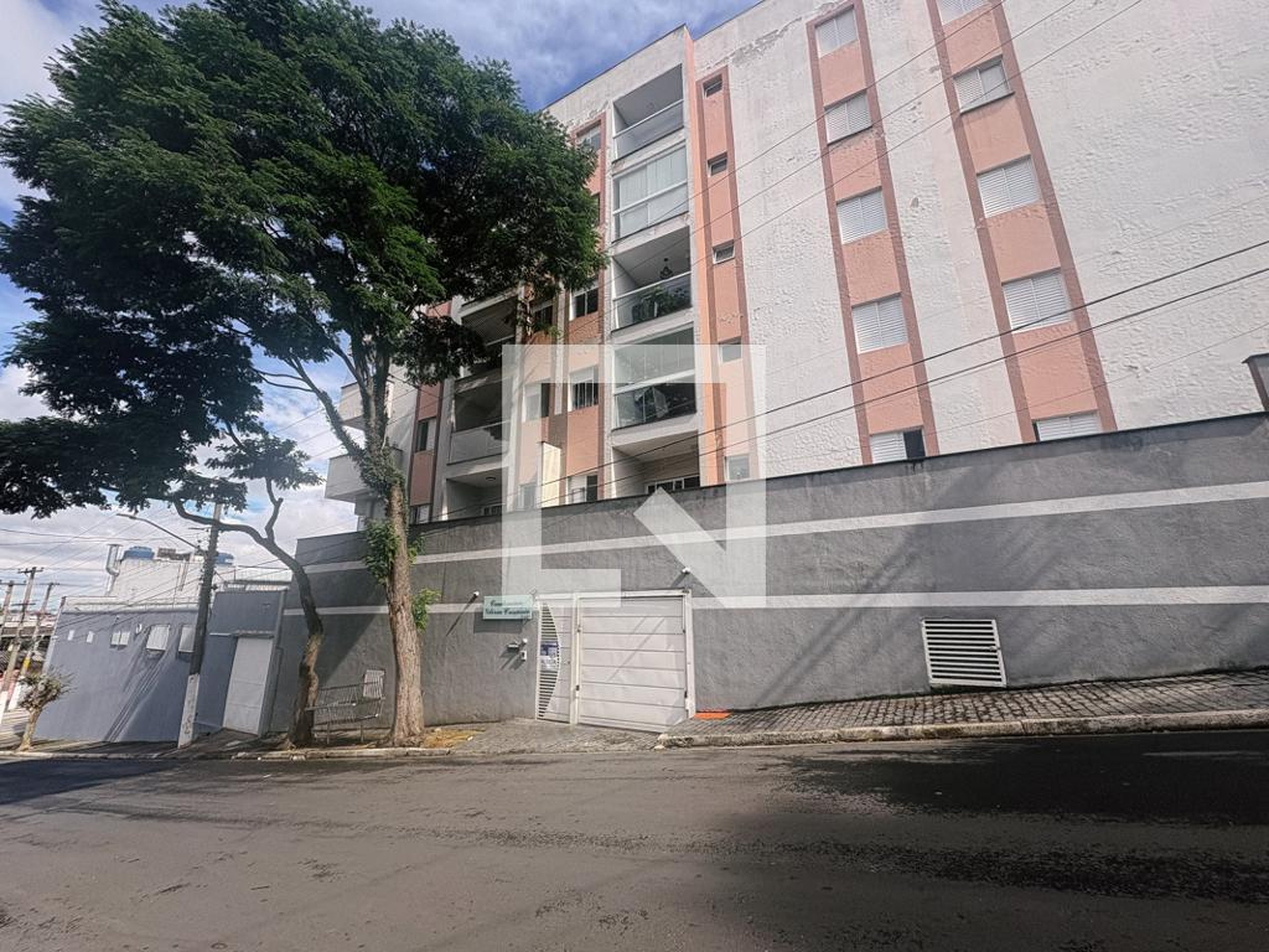 Fachada Residencial Vitoria Crescencio