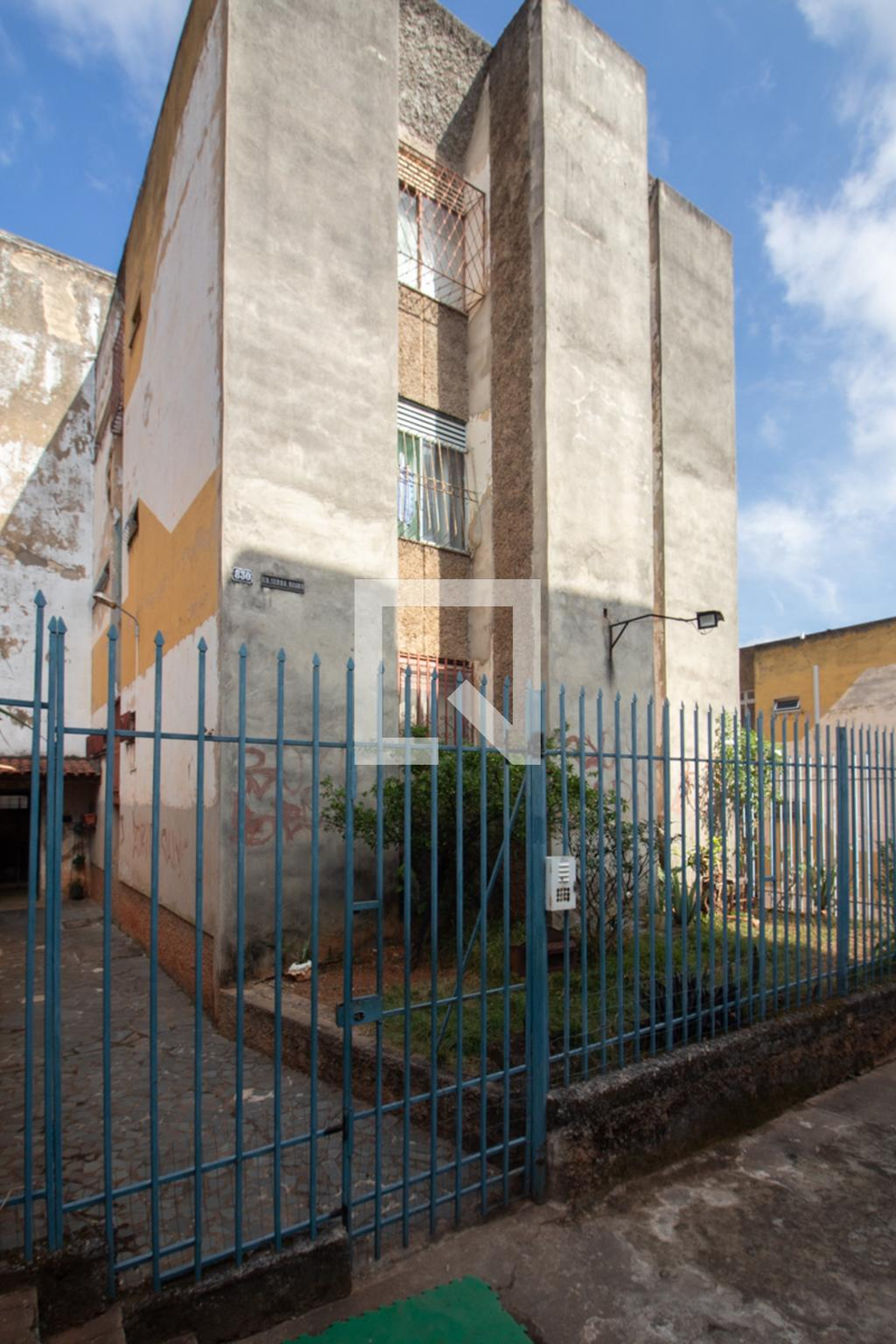 Fachada Condomínio em Rua dos Comanches, 830