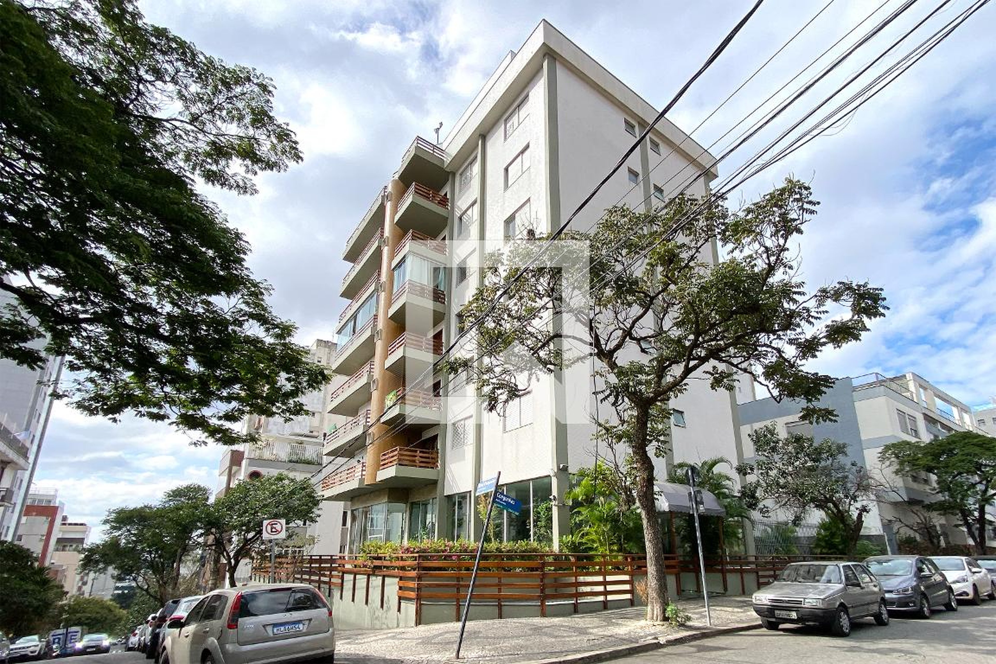 Fachada Condomínio em Rua Congonhas, 234