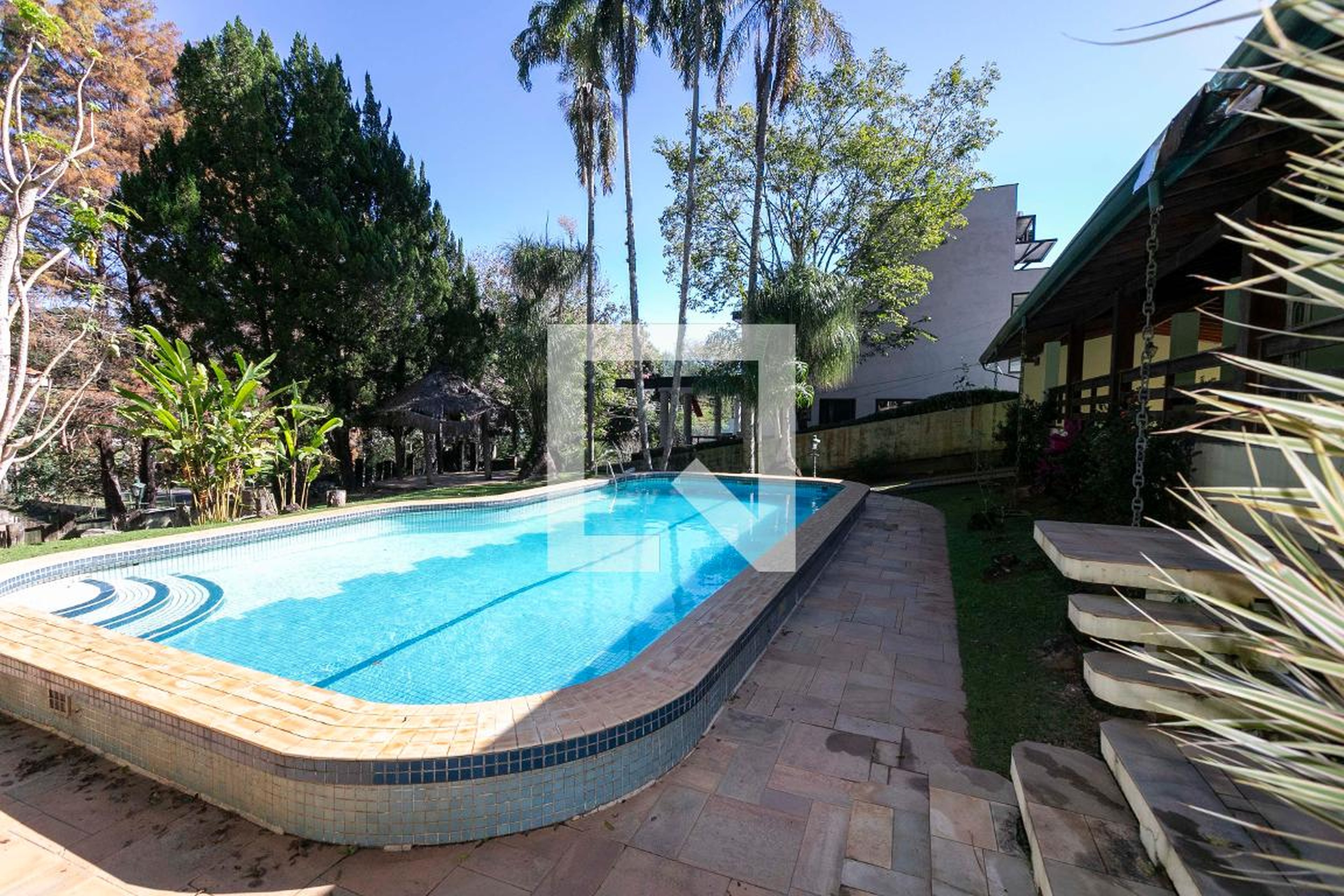 PISCINA - 