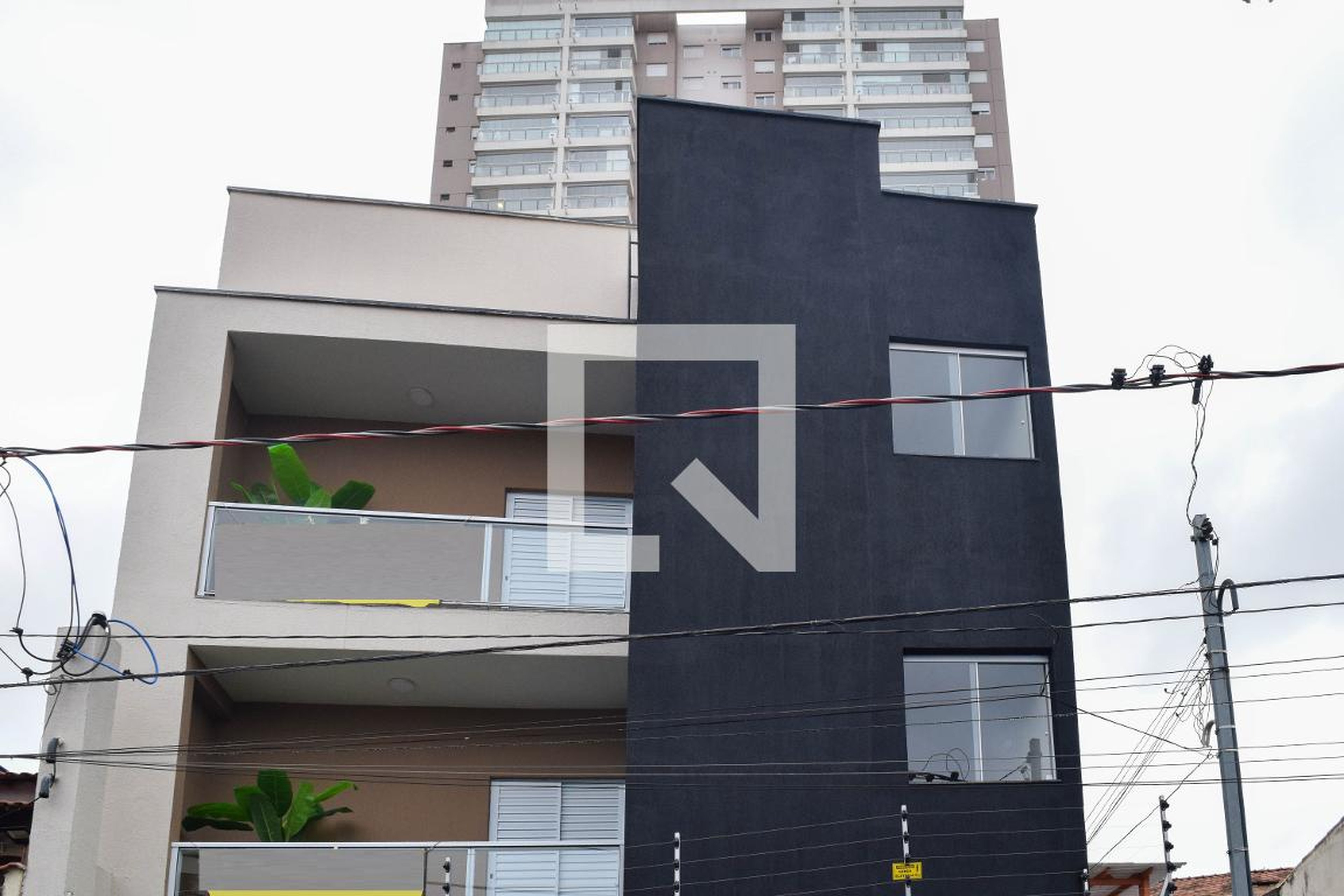 Fachada Condomínio em Rua Guaxupé, 680