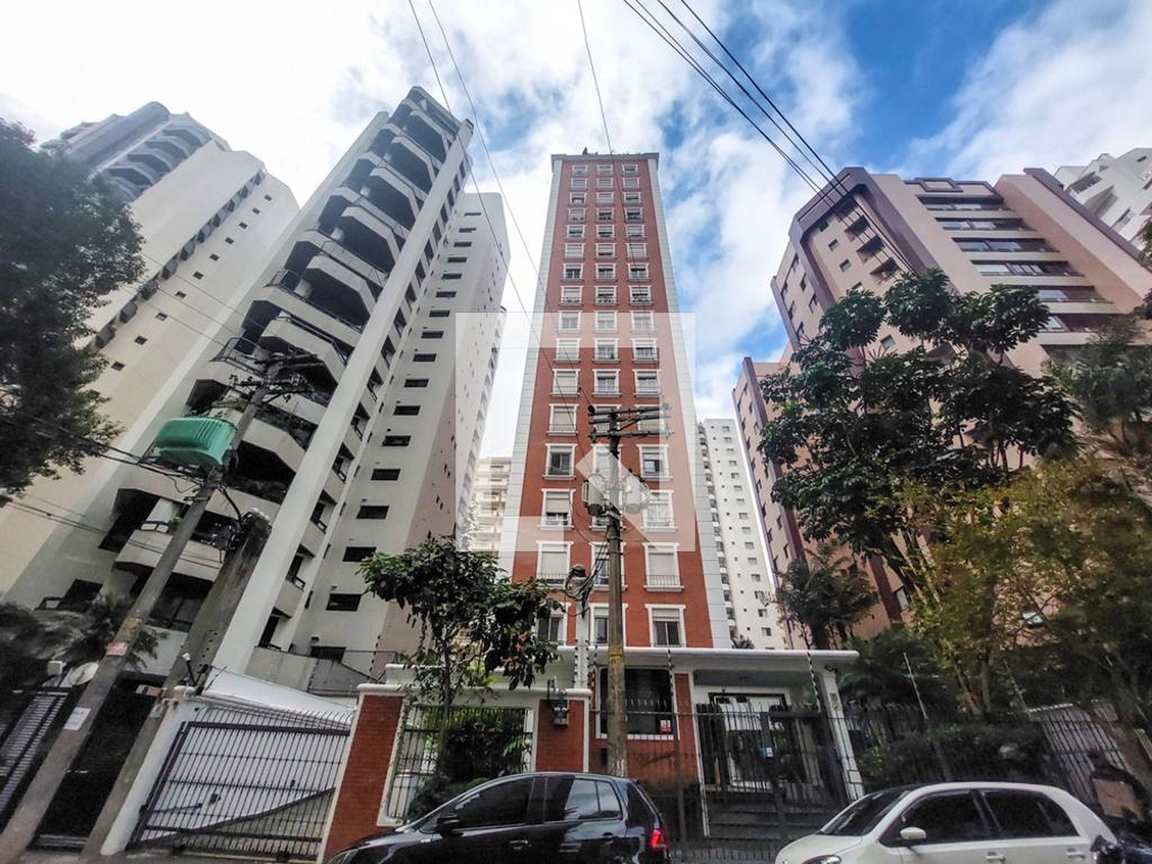 Fachada do Prédio Edifício Crisântemo