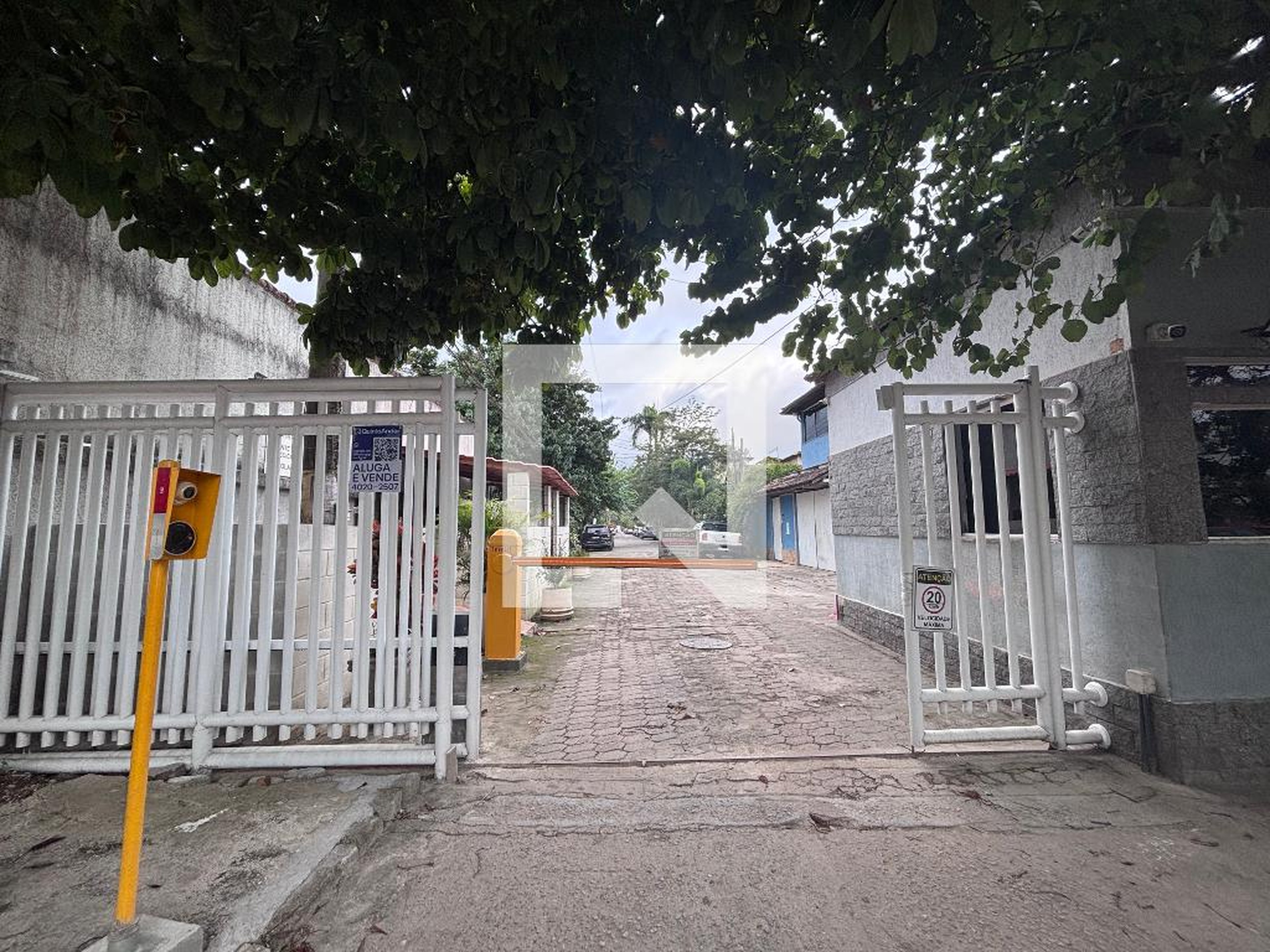 Fachada Condomínio Bosque da Paz