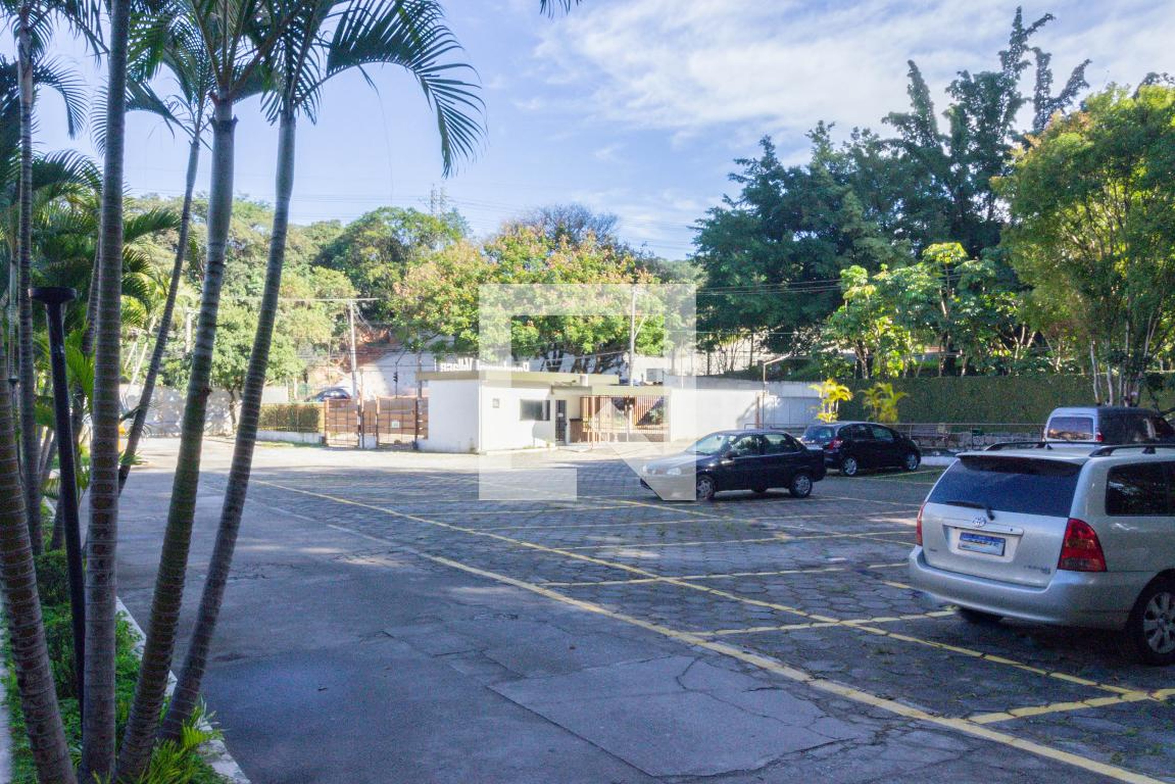 Estacionamento - Village