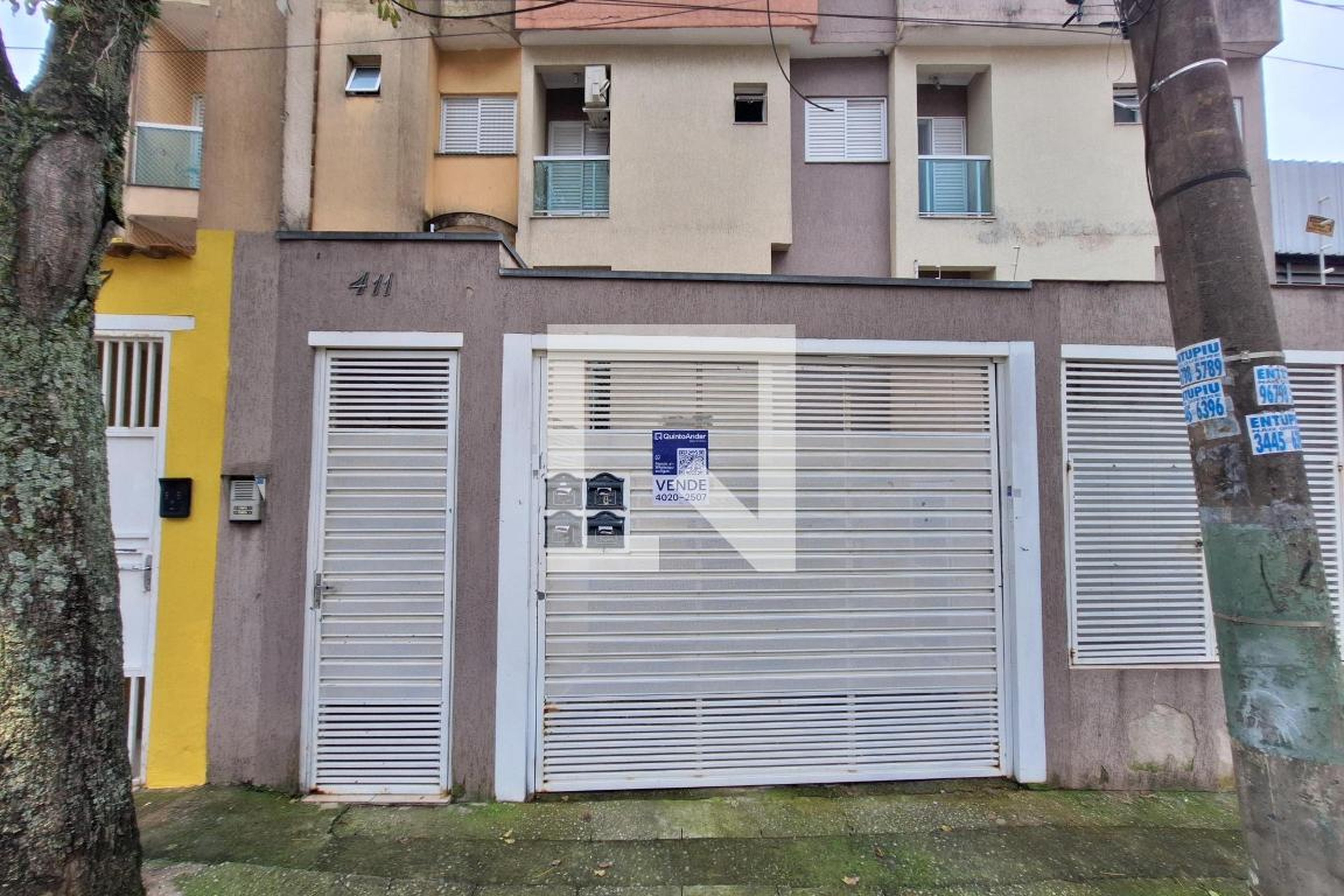 Fachada Condomínio em Rua Vaticano, 411