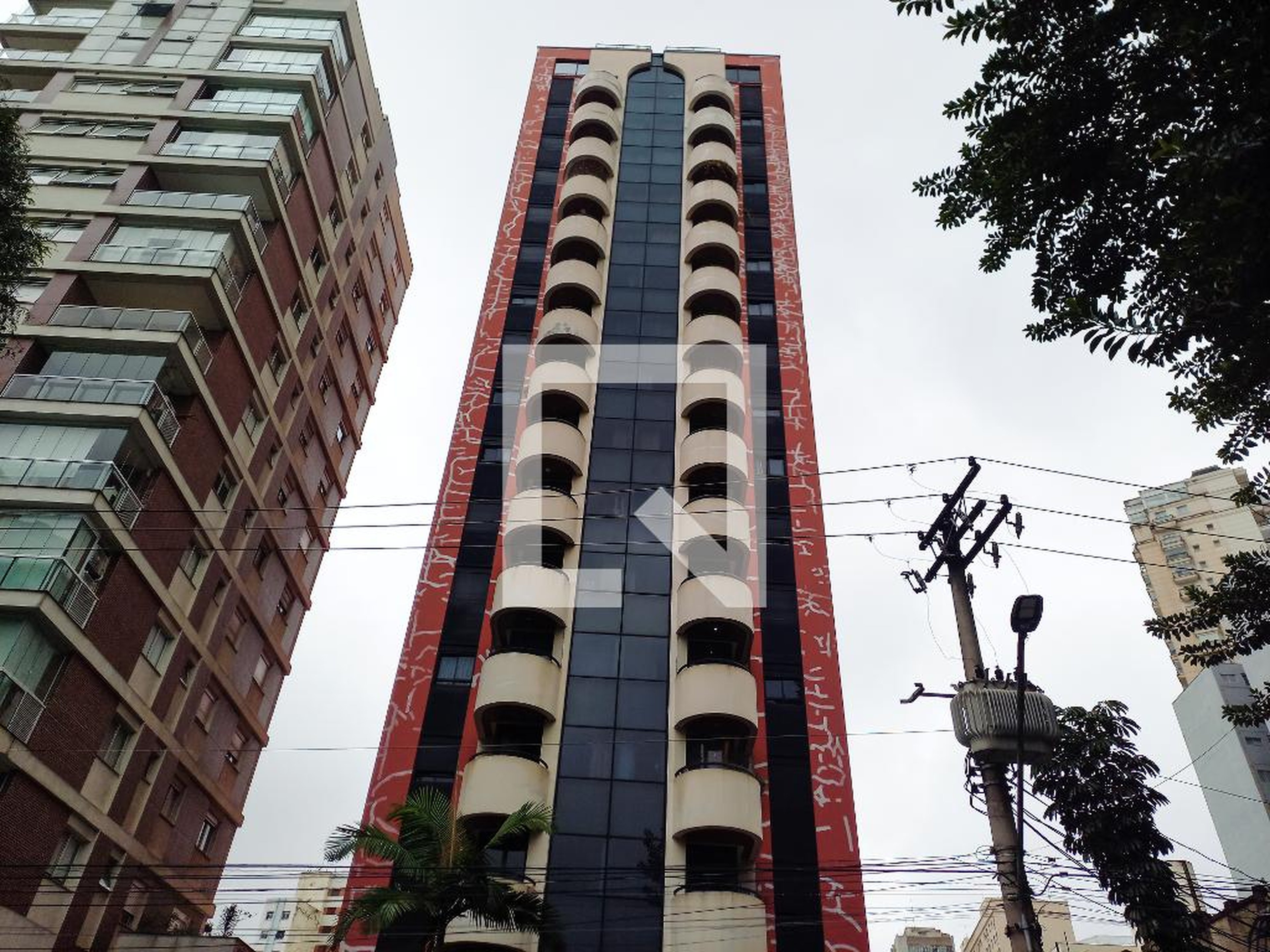 Fachada do Prédio Condomínio Luciano