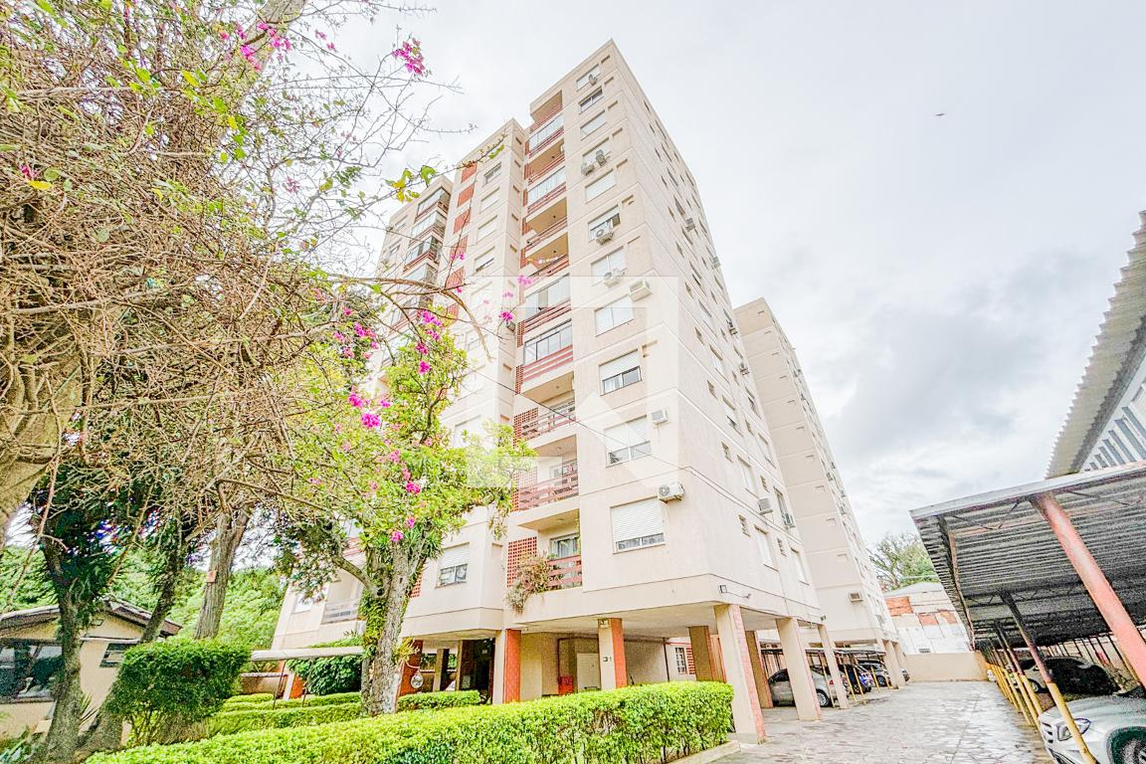 Fachada Edifício Torre da Glória