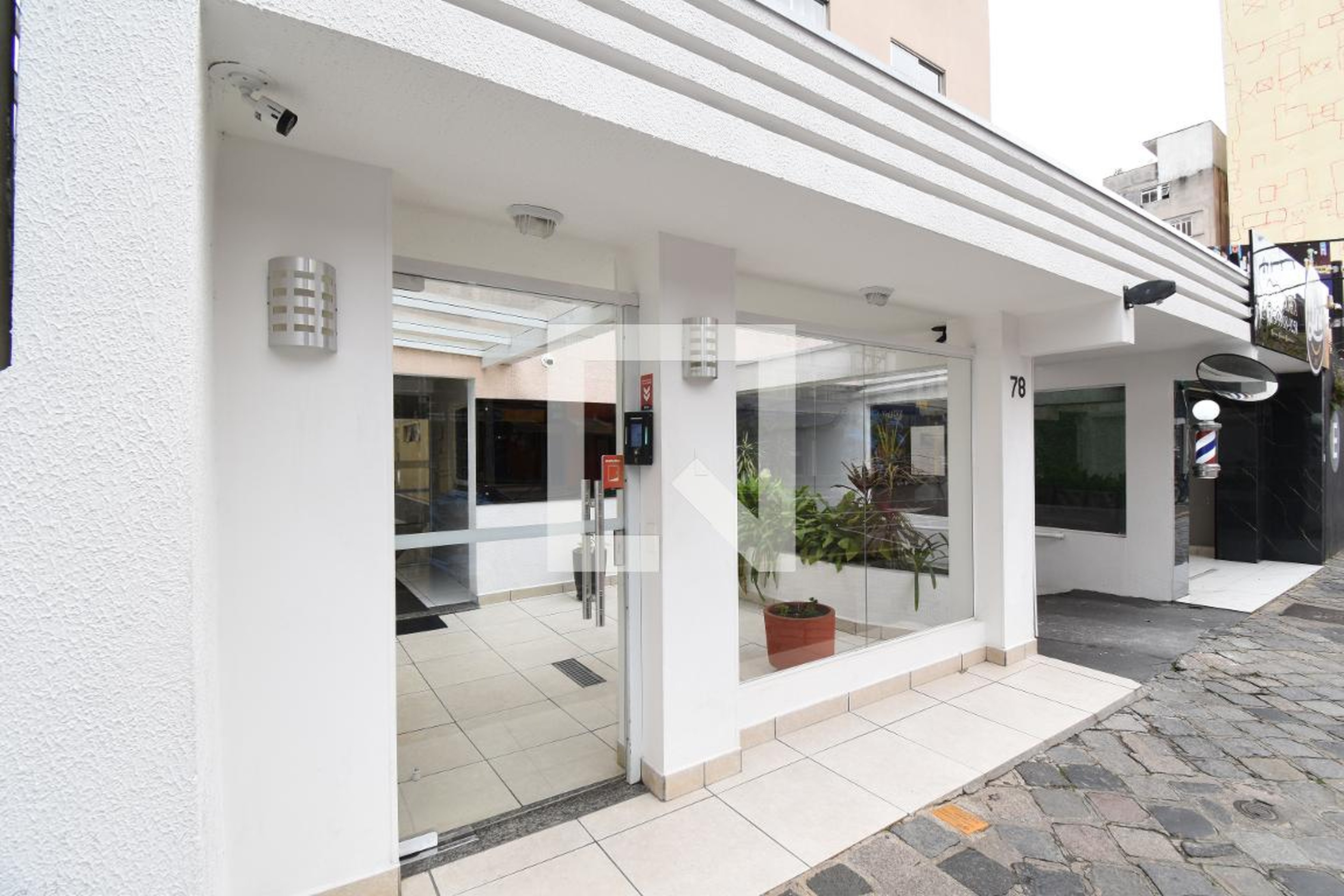 Fachada Condomínio em Rua Doutor Pedrosa, 78