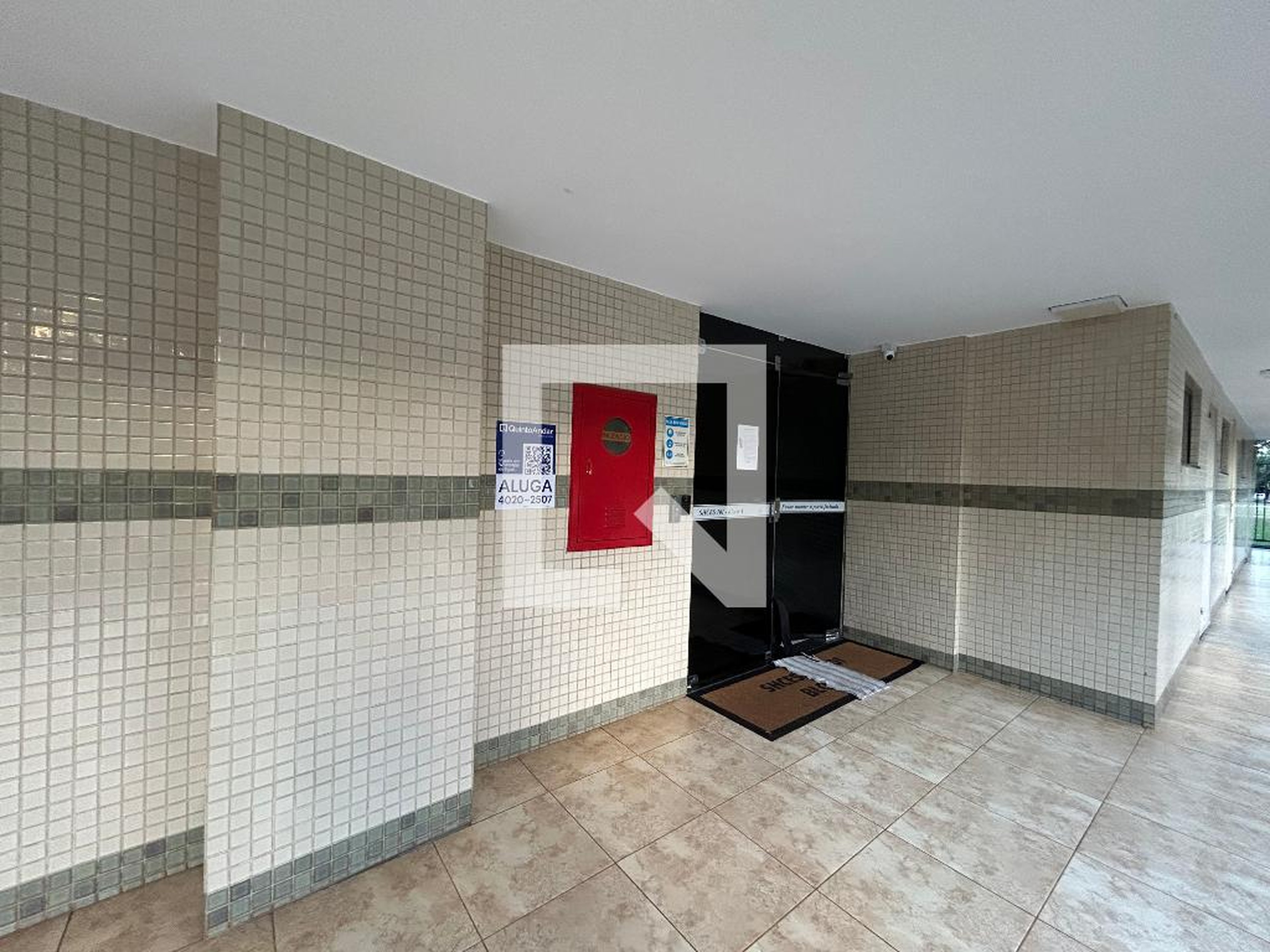 Fachada Condomínio em SHCES Q. 101 Bl. A, 1