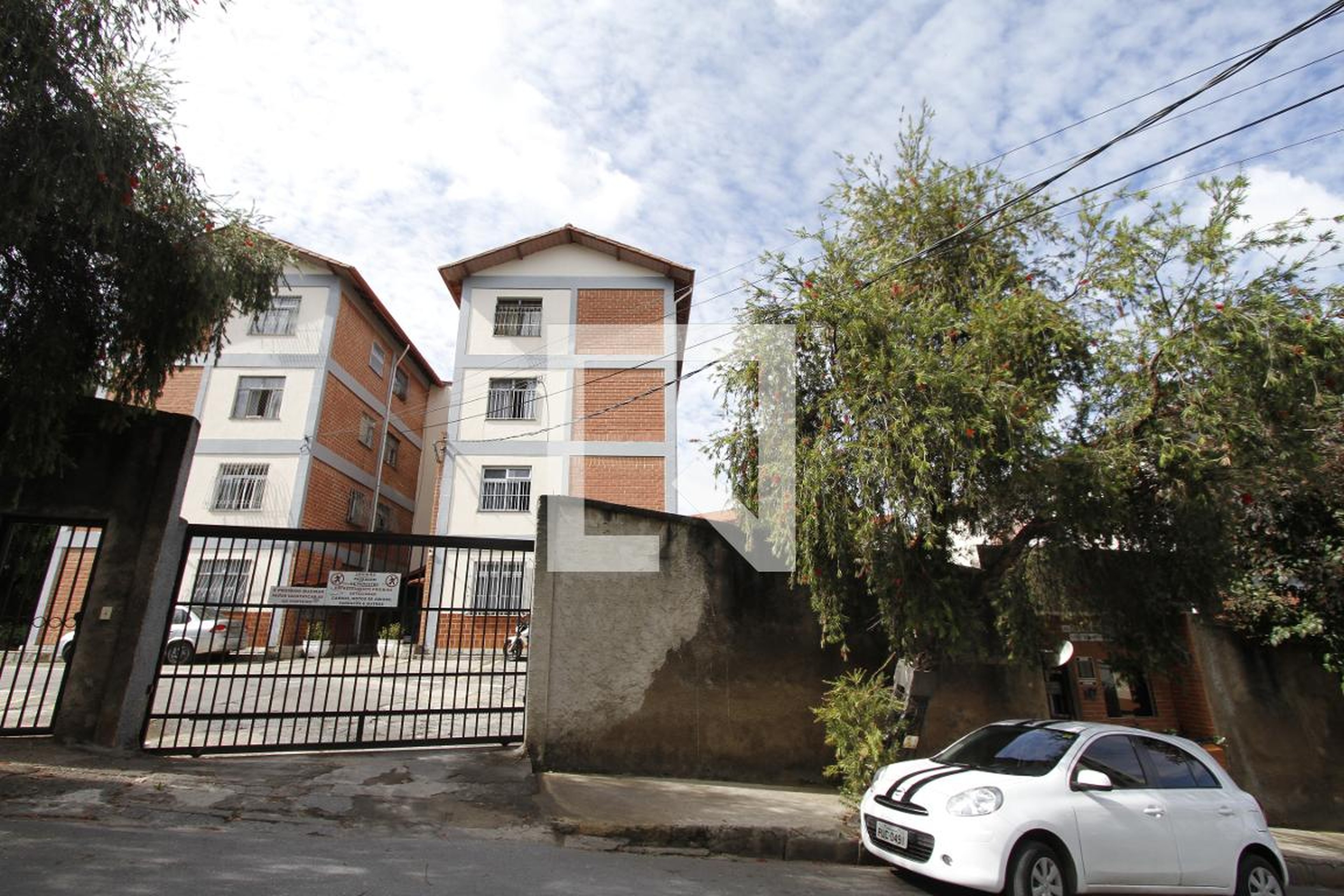 Fachada Condomínio em Rua André Batista dos Santos, 162