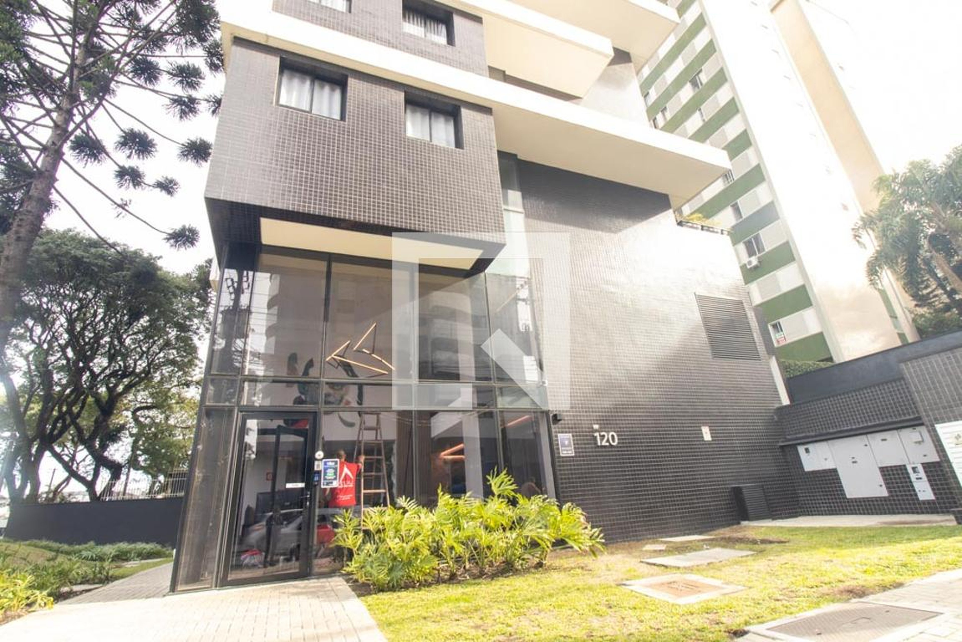 Fachada do Condominio Condomínio em Rua Guilherme Pugsley, 1800