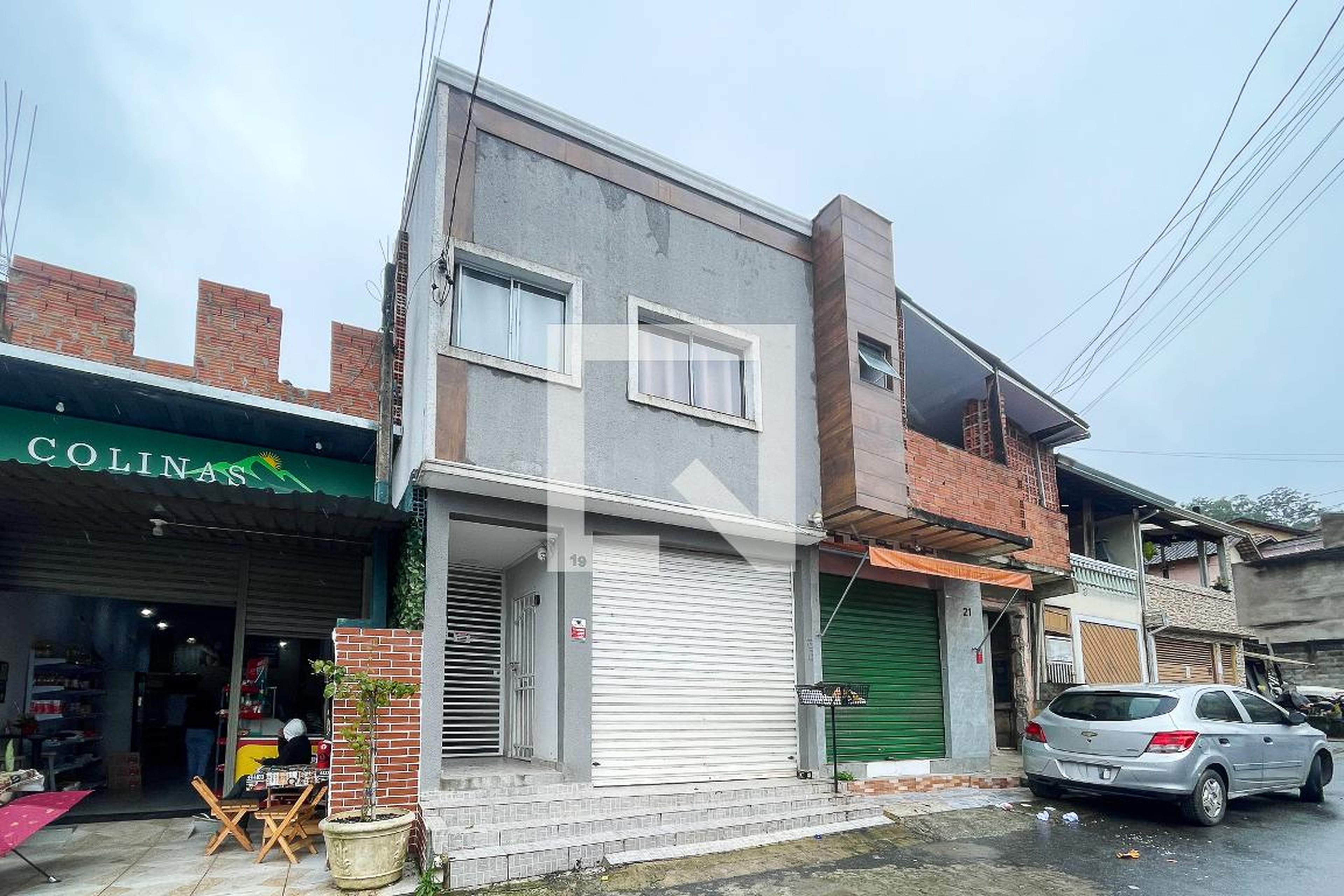 Fachada Condomínio em Rua Fuji, 19
