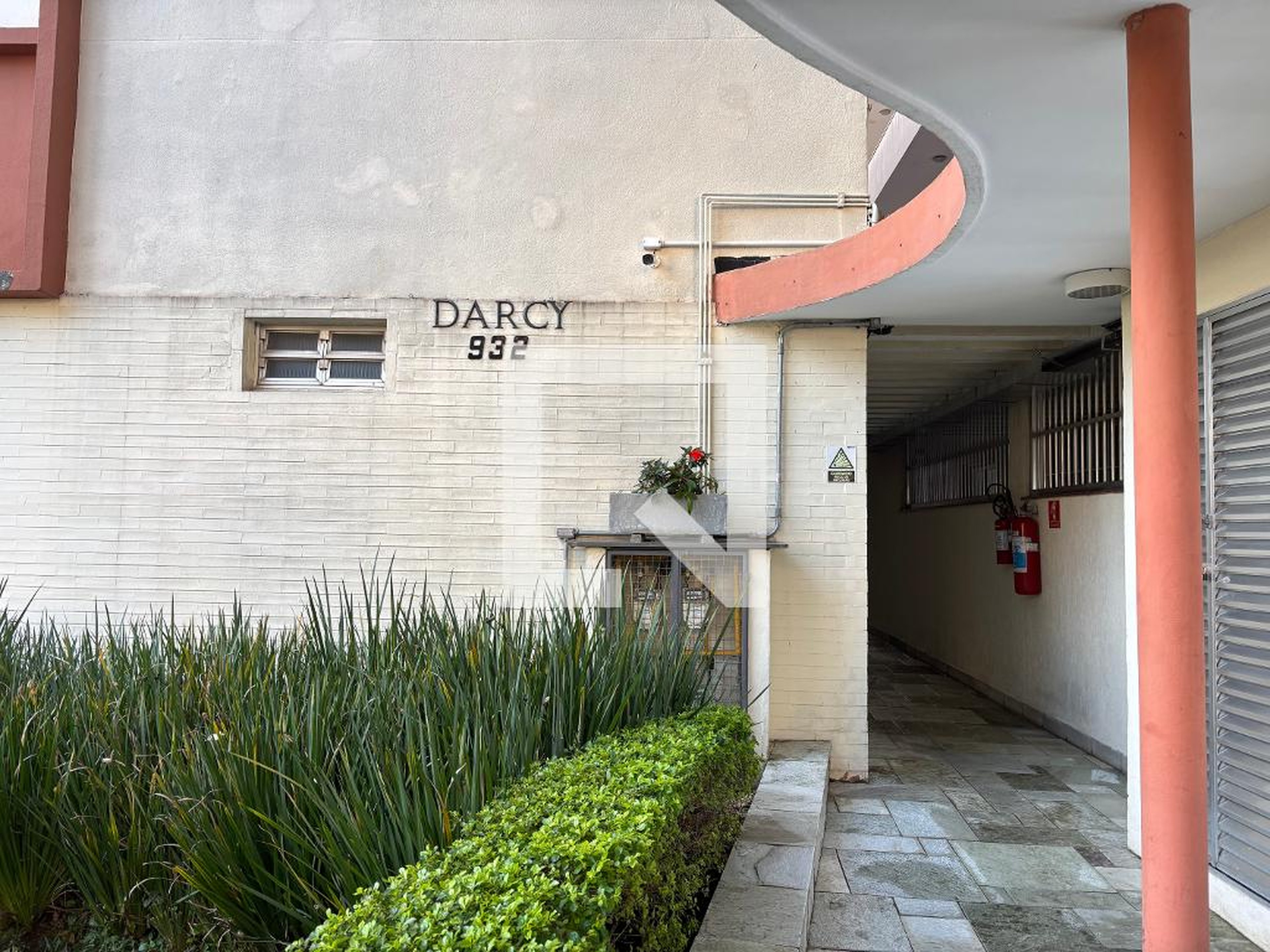 Entrada - Darcy