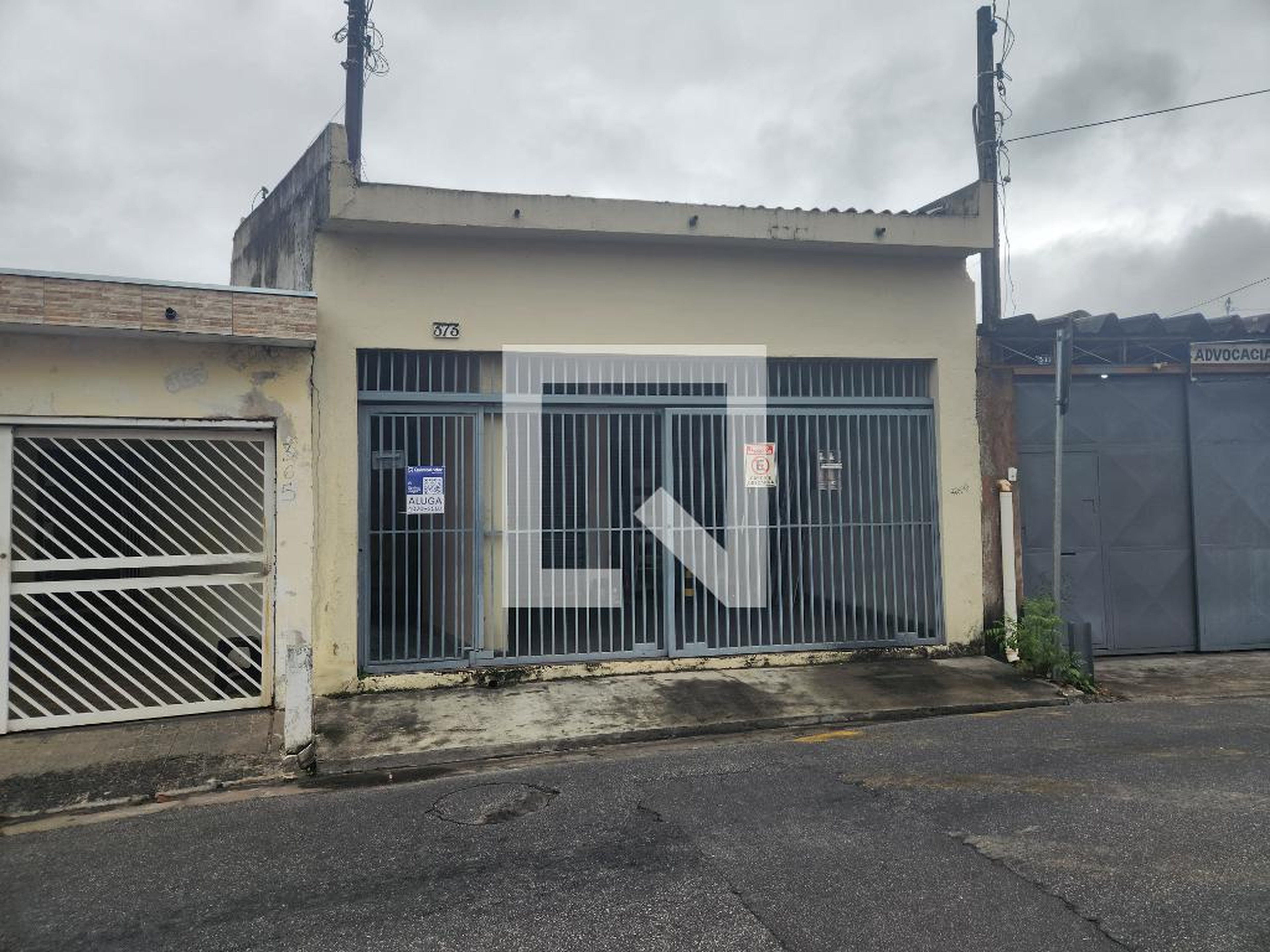 Fachada Condomínio em Rua Benvenuto Cellini, 373