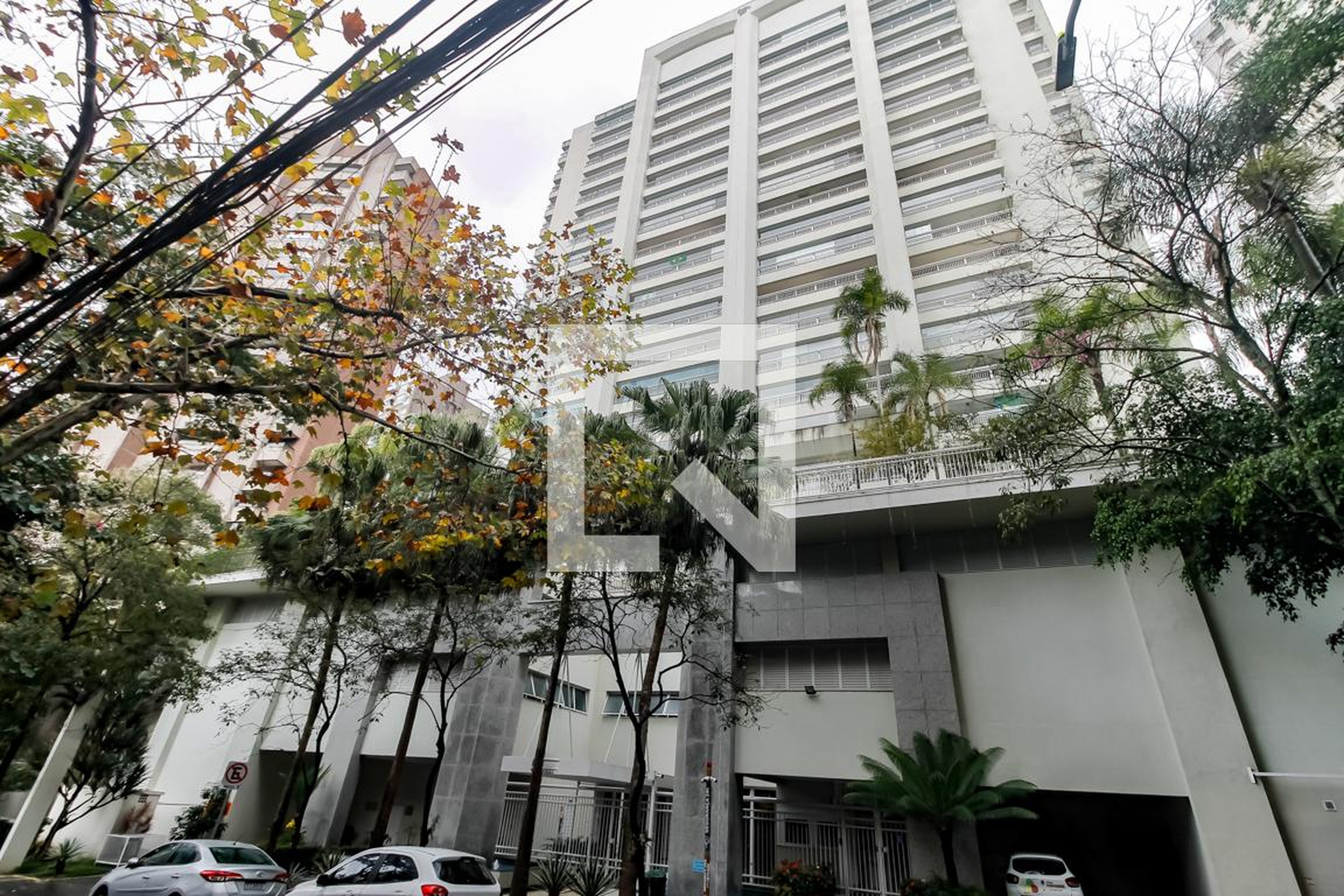 Fachada do Prédio Condomínio Porte Royale