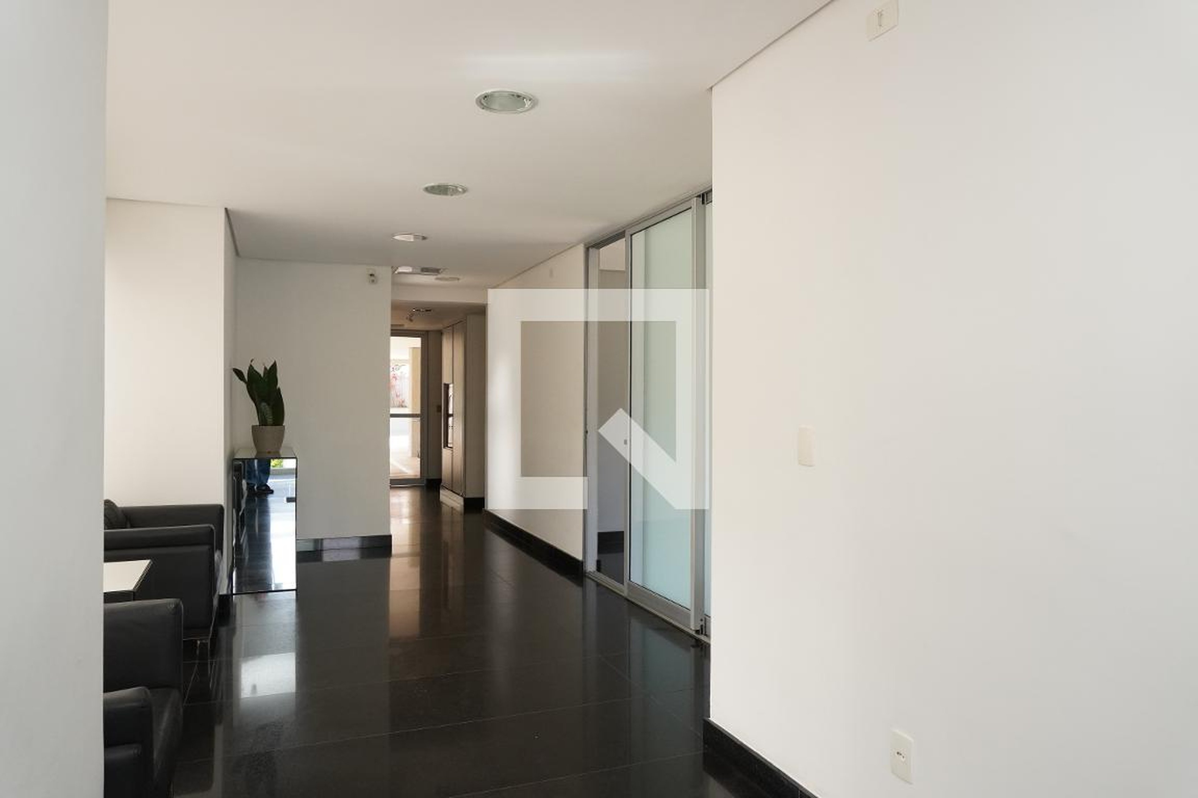 Hall de entrada - Maison Pratique