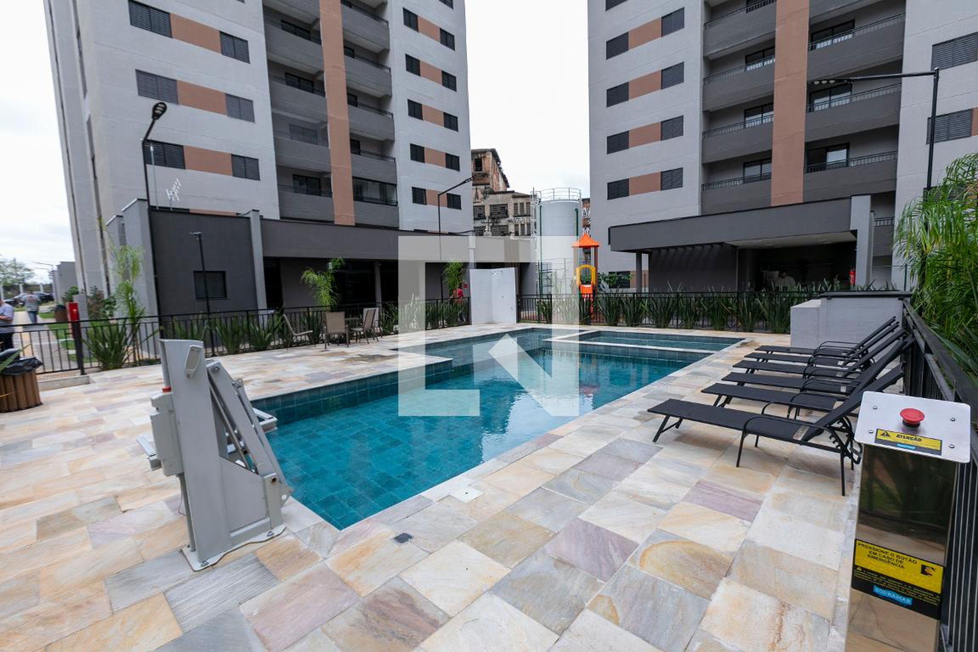 PISCINA - HM Maxi Bonfim - Campinas