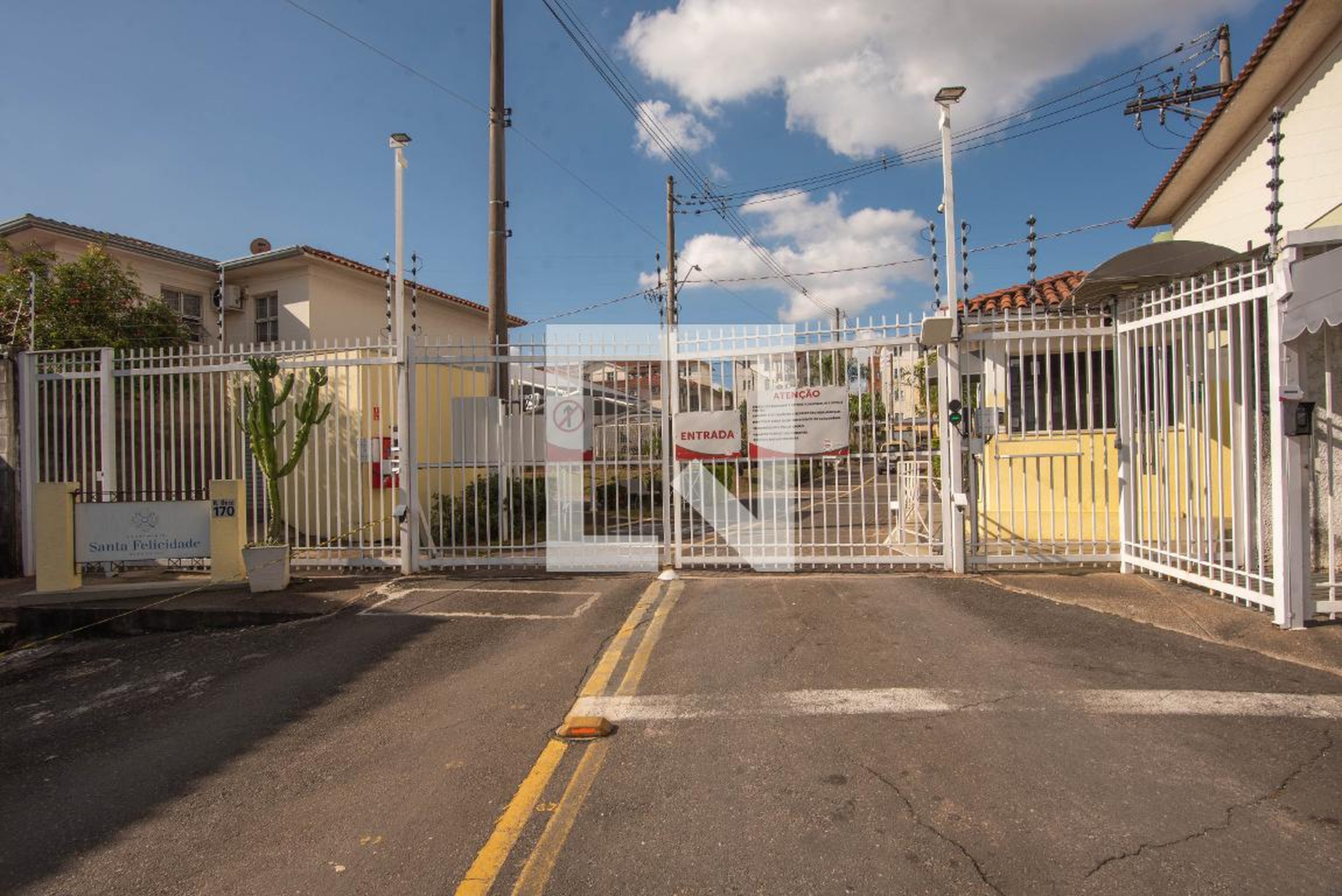 Fachada Condomínio Santa Felicidade