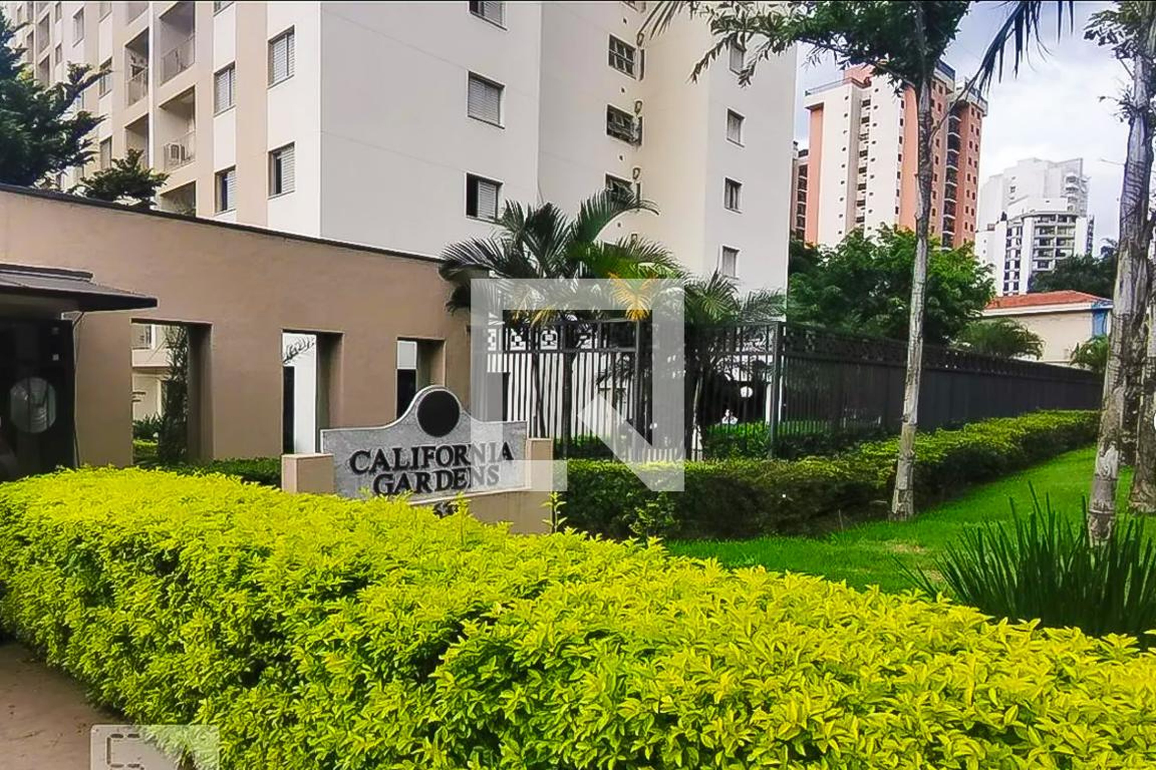 Fachada do Prédio Condomínio em Rua Doutor Luiz Migliano, 672