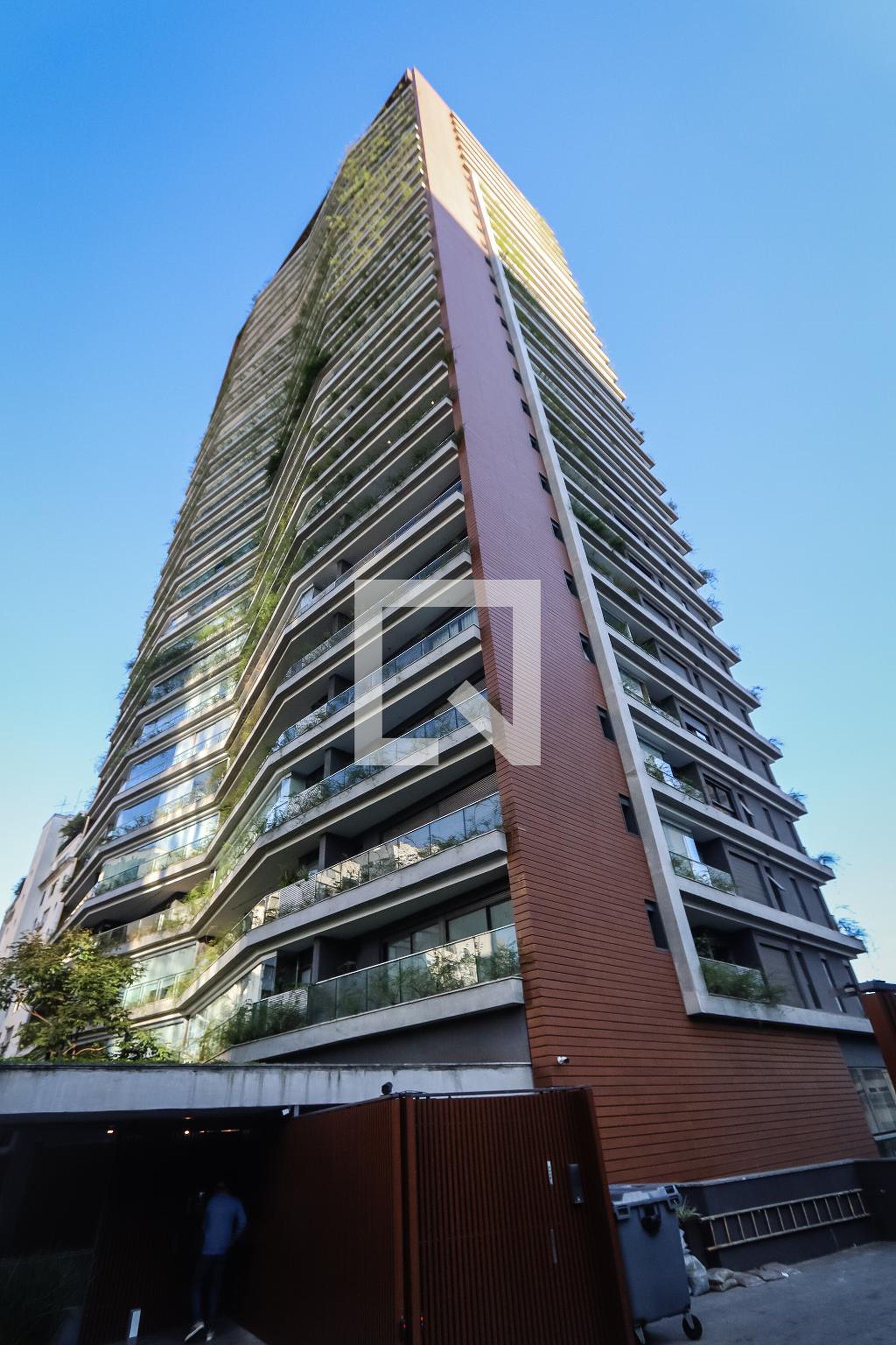 Prédio Condomínio Alameda Jardins