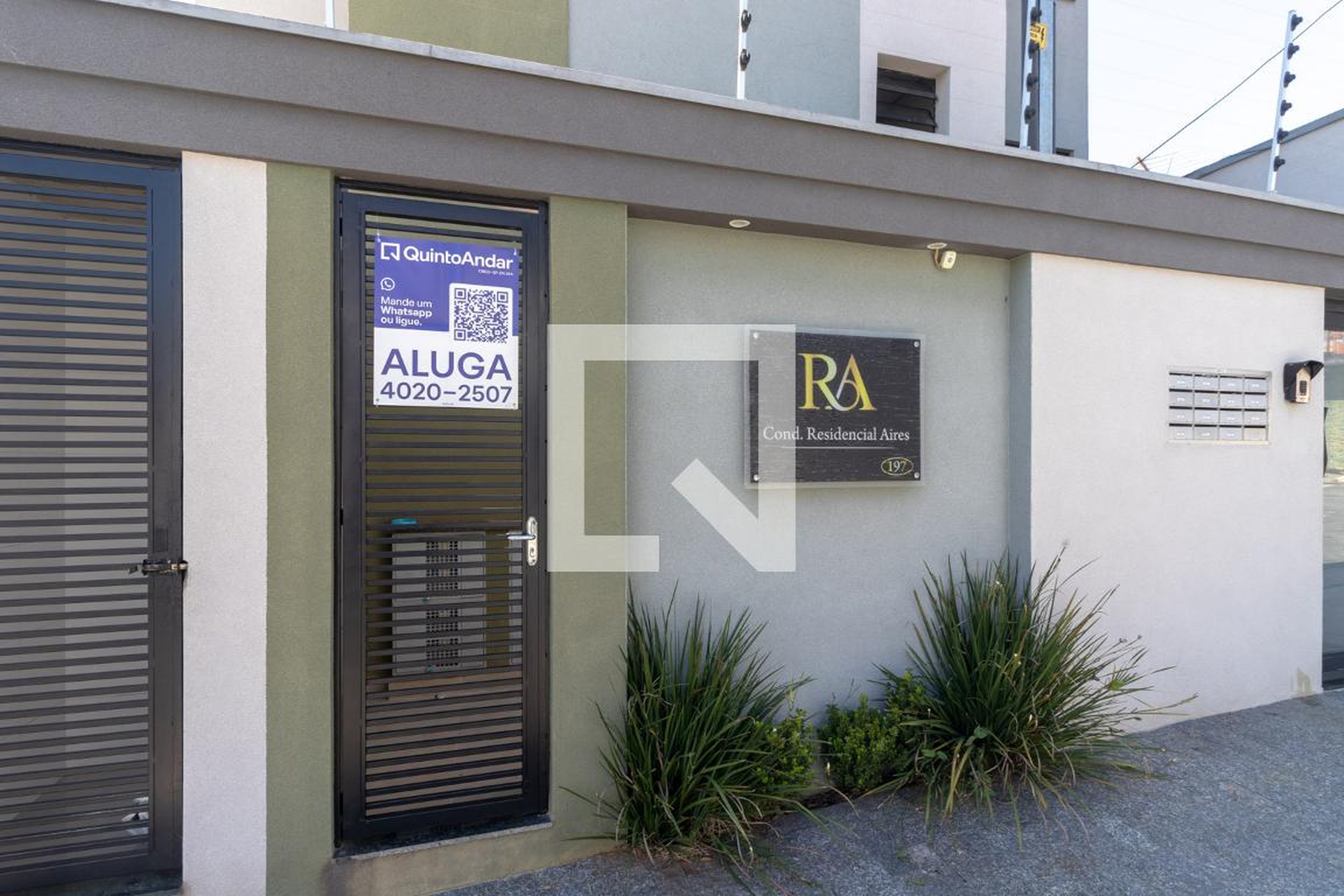 Fachada Residencial Aires