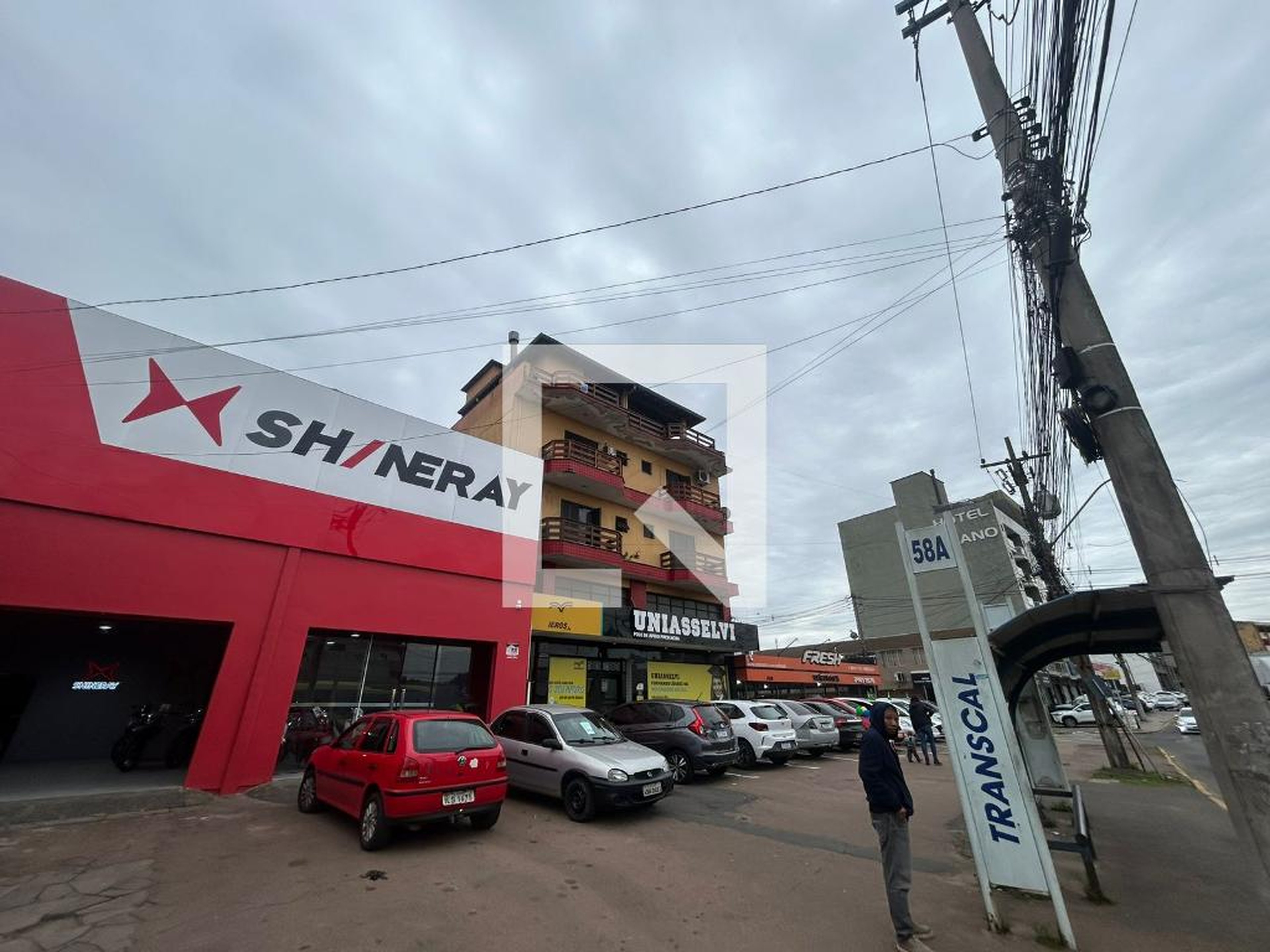 Fachada Condomínio em Avenida General Flores da Cunha, 4256