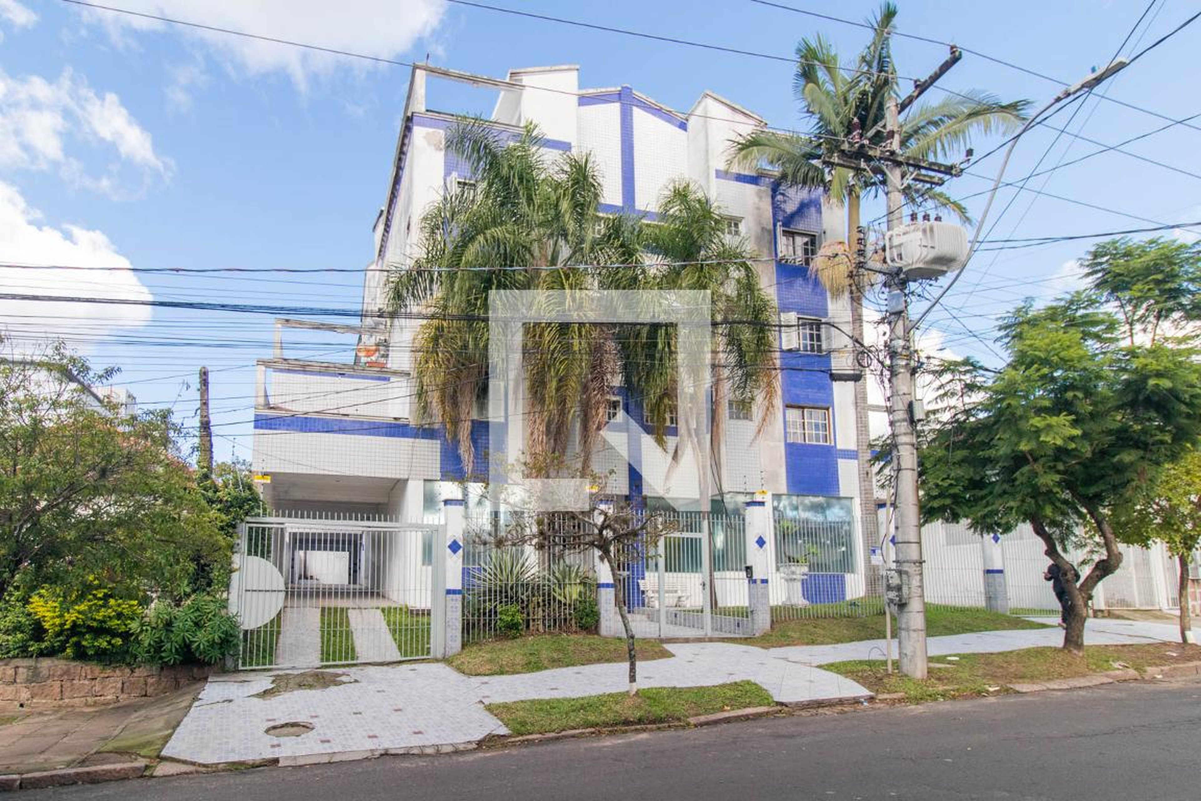 Fachada Condomínio em Rua Barão do Amazonas, 2000