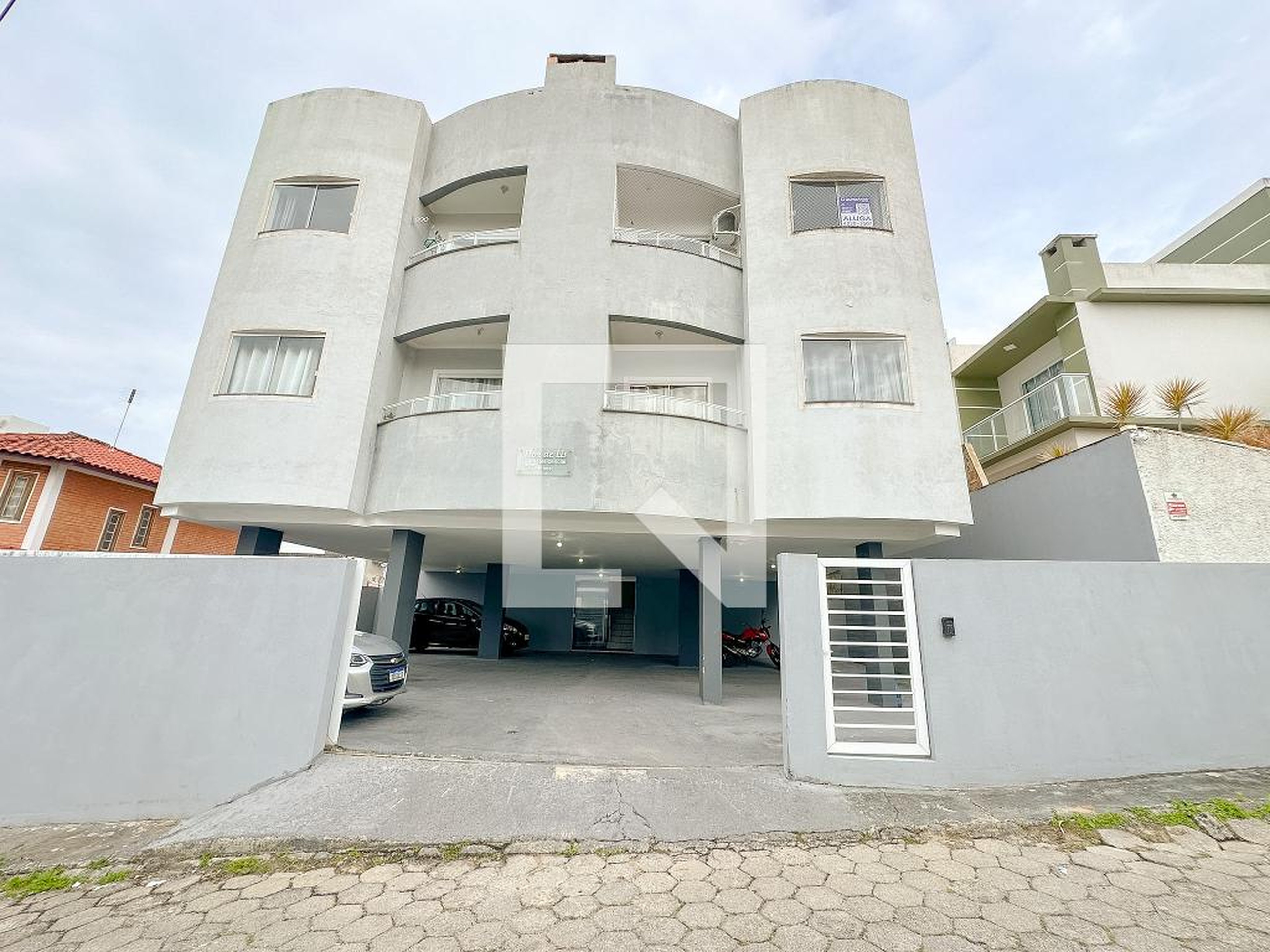 Fachada Condomínio Flor de Liz Residencial