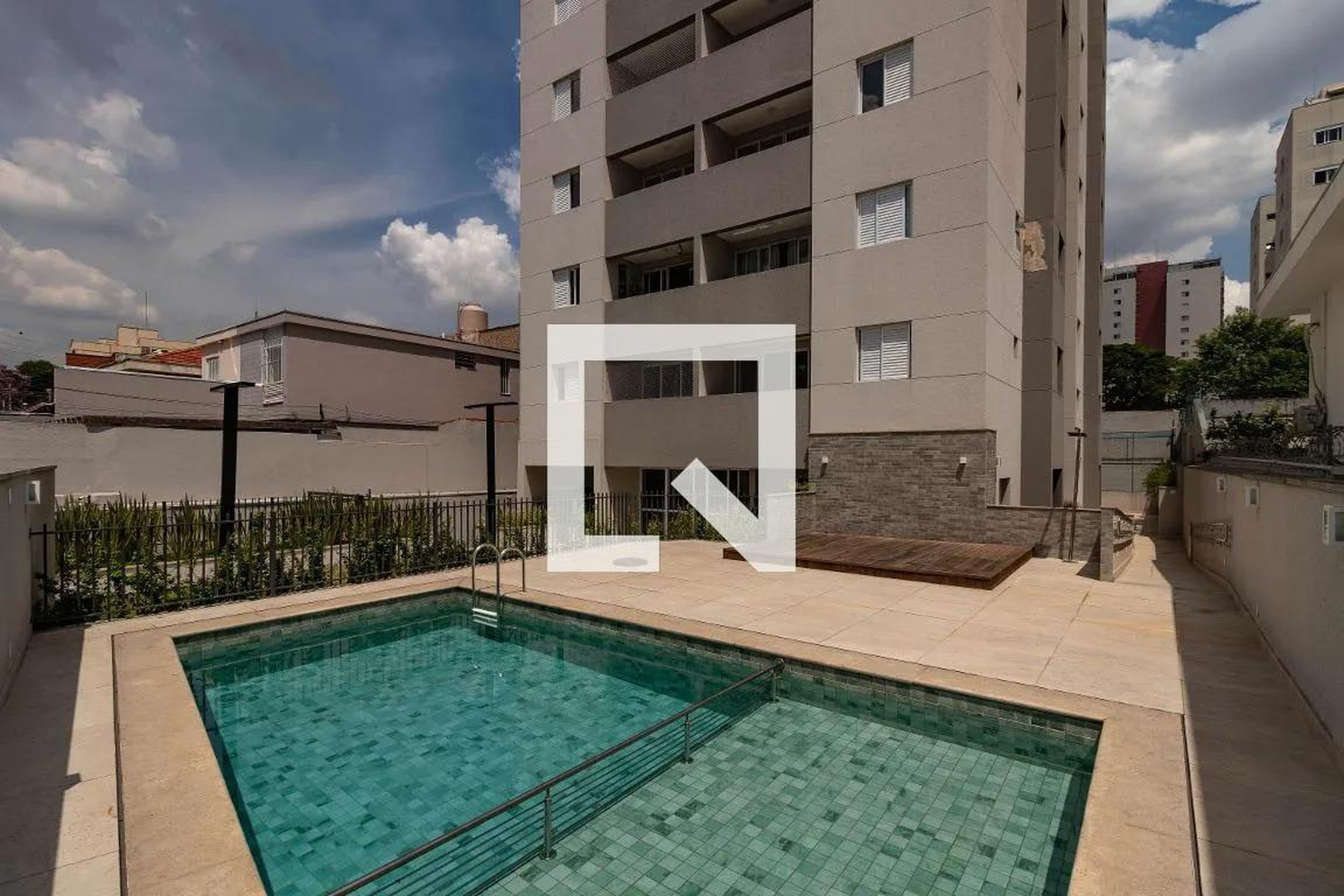 Piscina - Edifício Galhetas