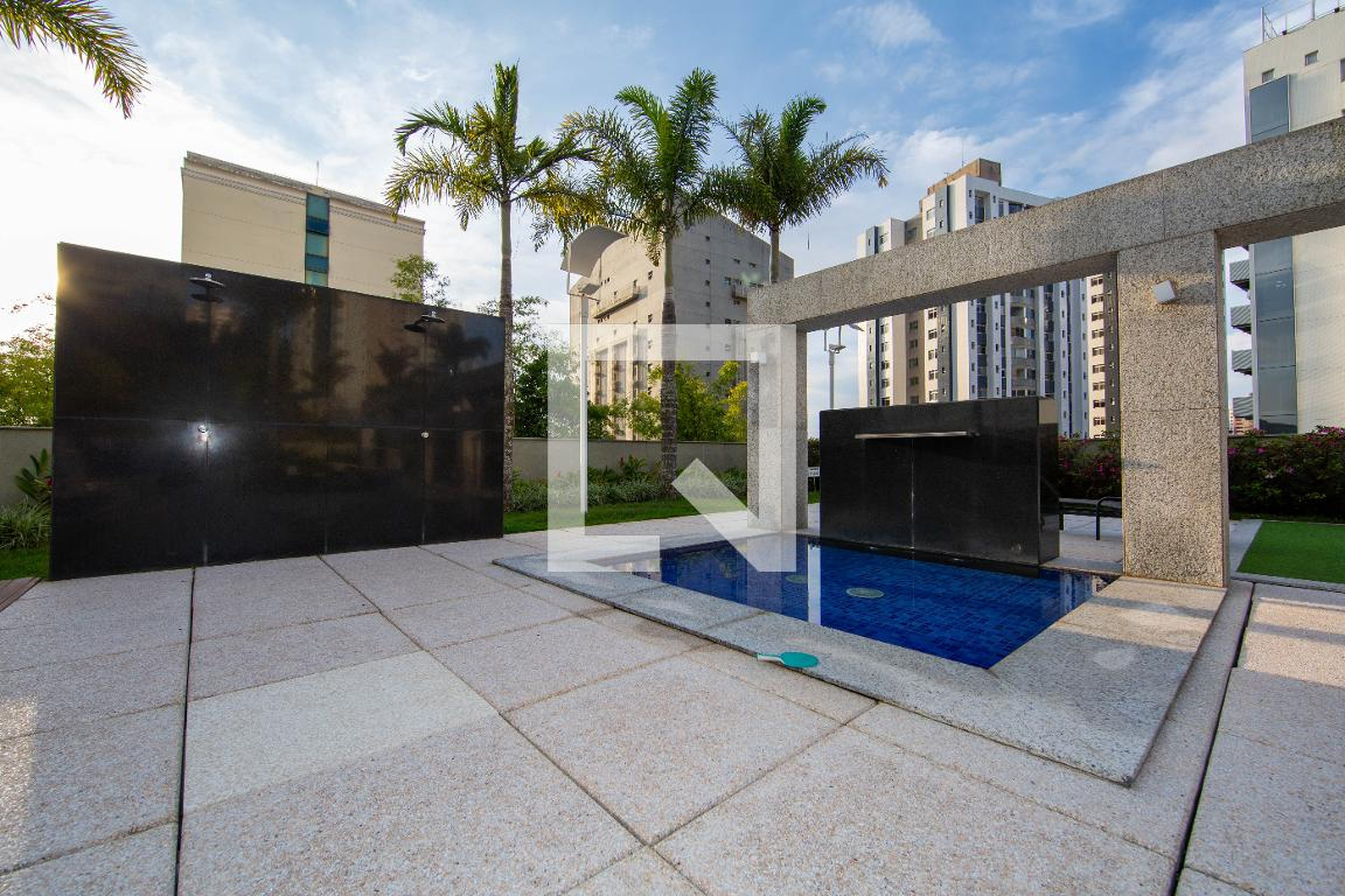 PISCINA - 