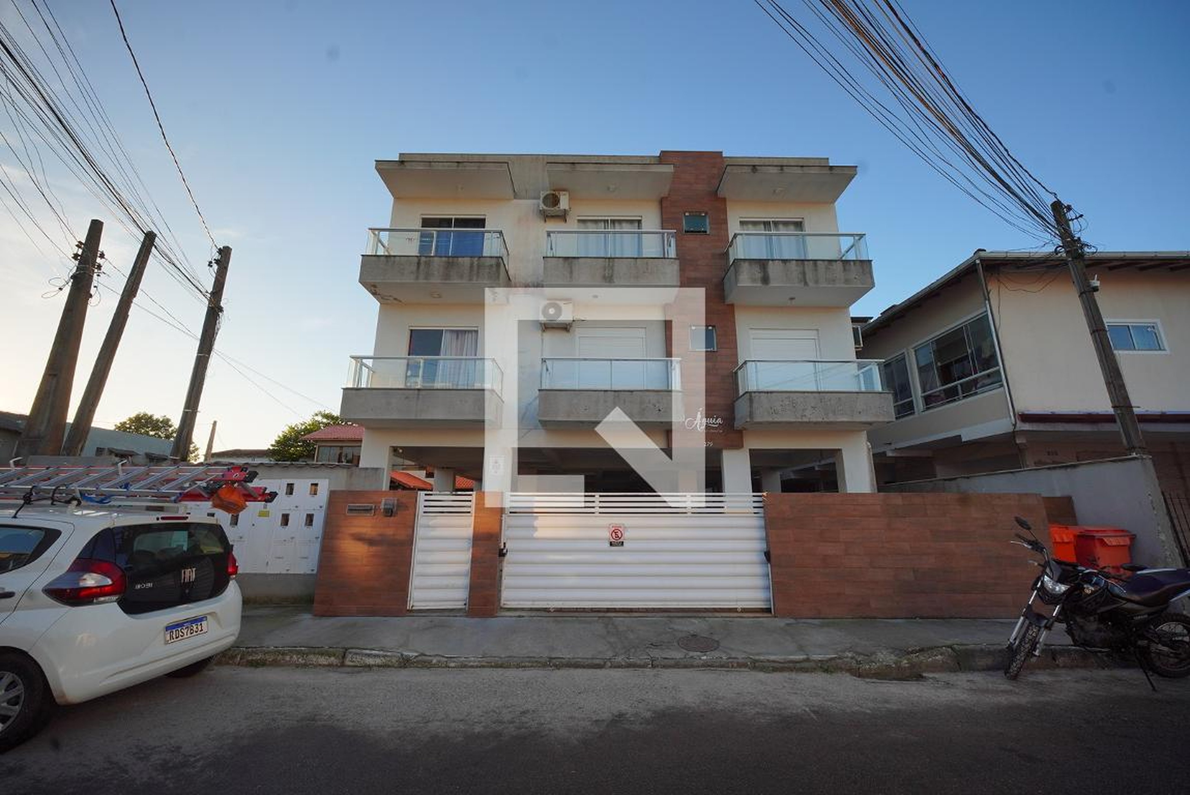 Fachada Residencial Águia