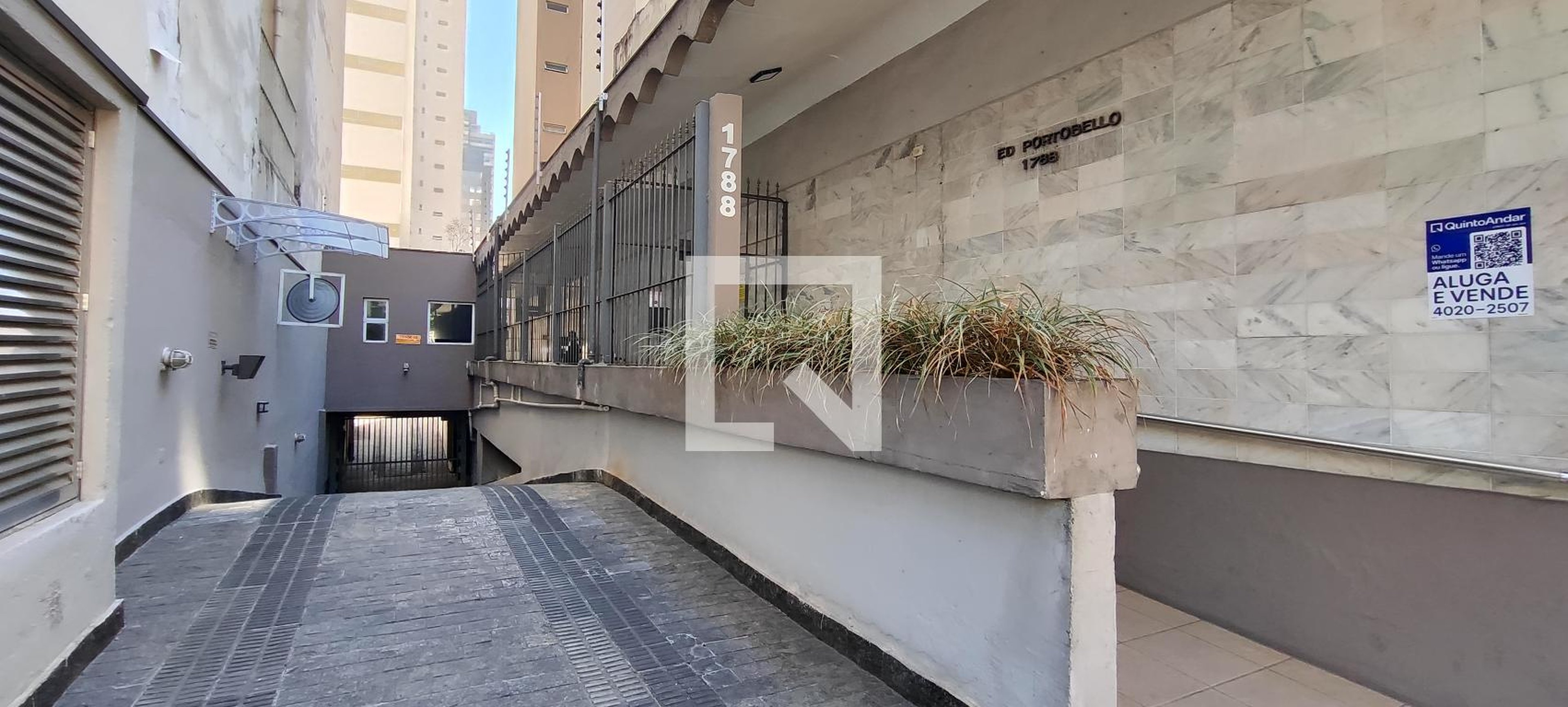 Fachada Edifício Porto Bello
