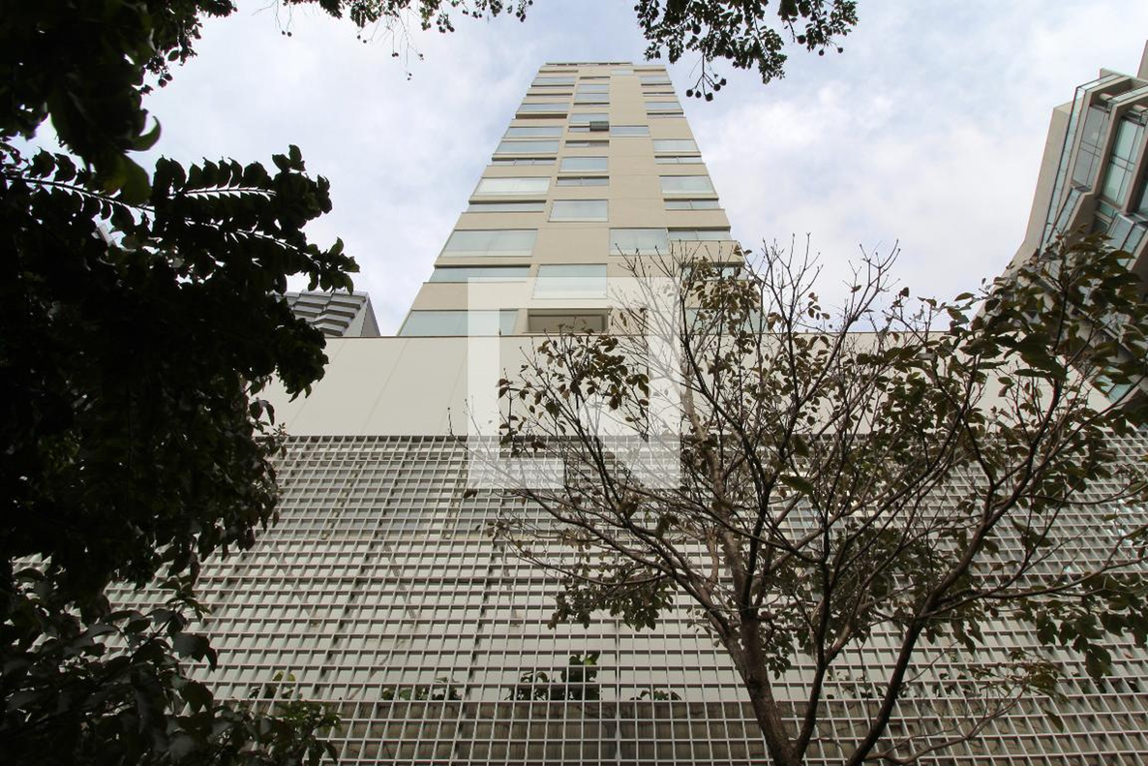 Fachada do Prédio Condomínio Vn Ferreira lobo