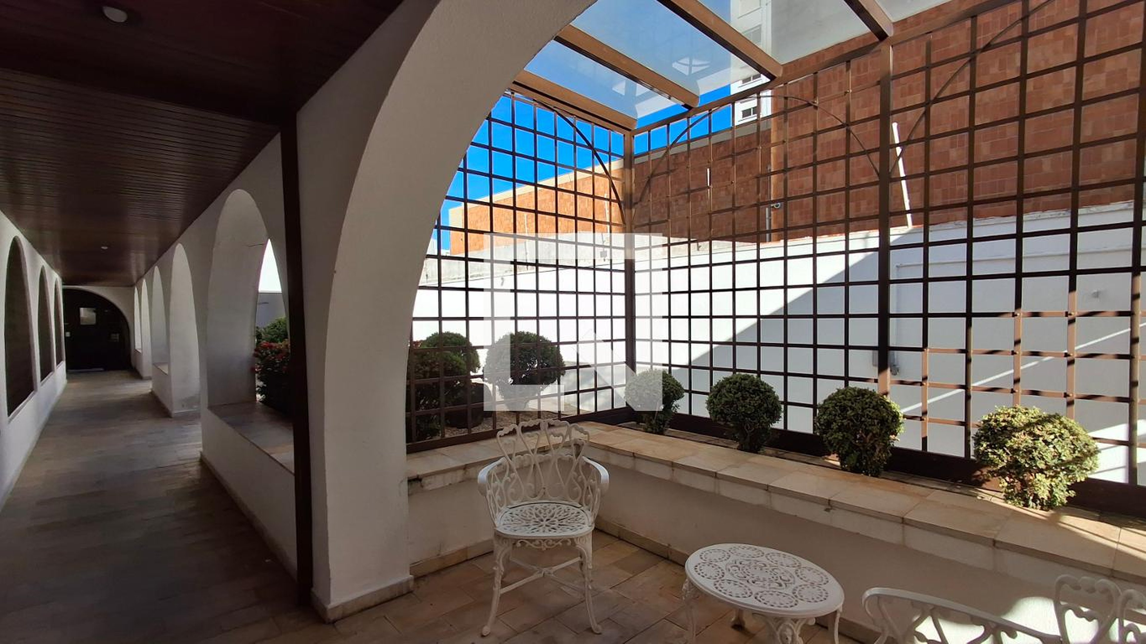 Entrada - Edifício Mediterranèe