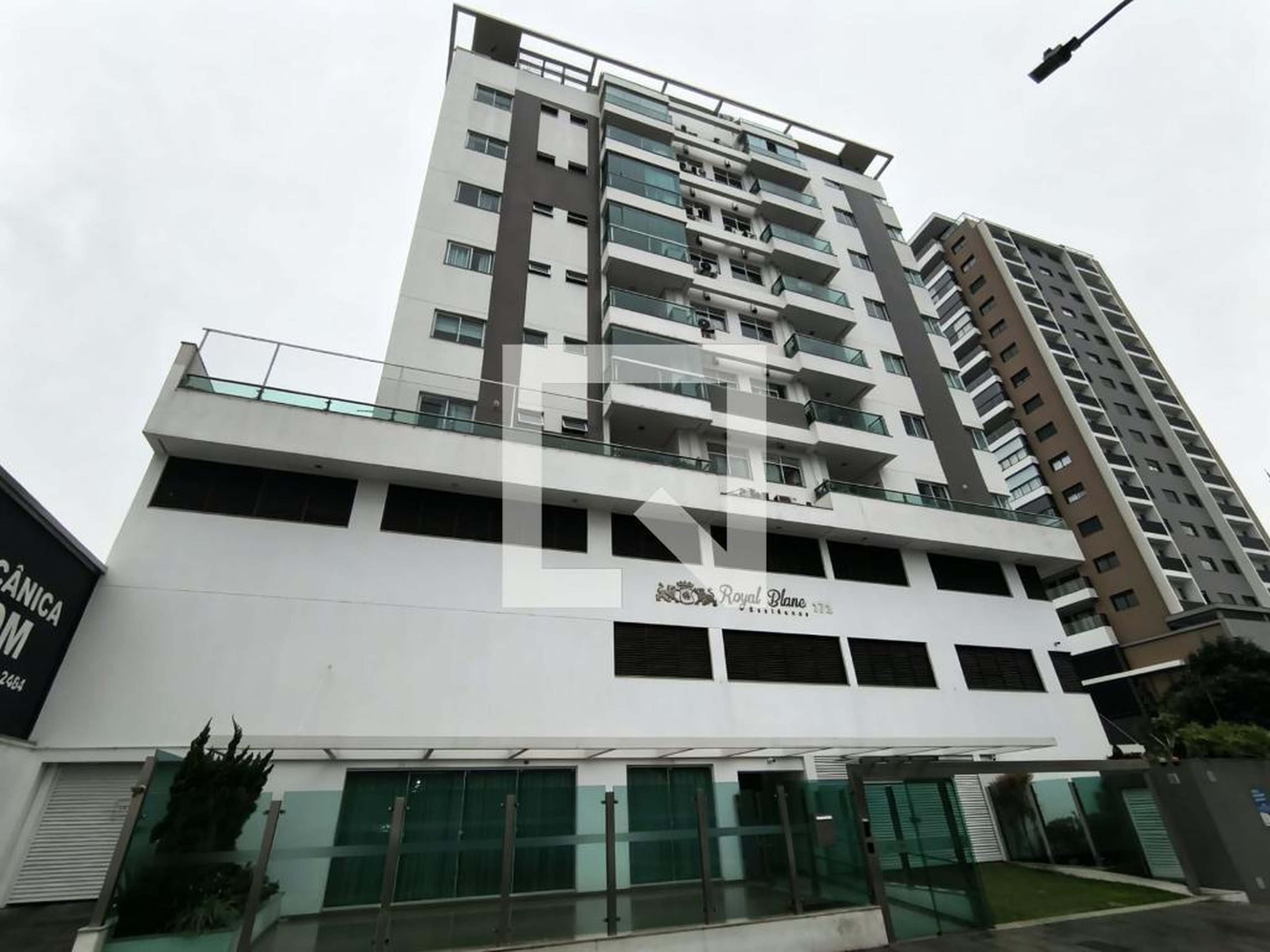 Fachada Condomínio Royal Blanc Residence