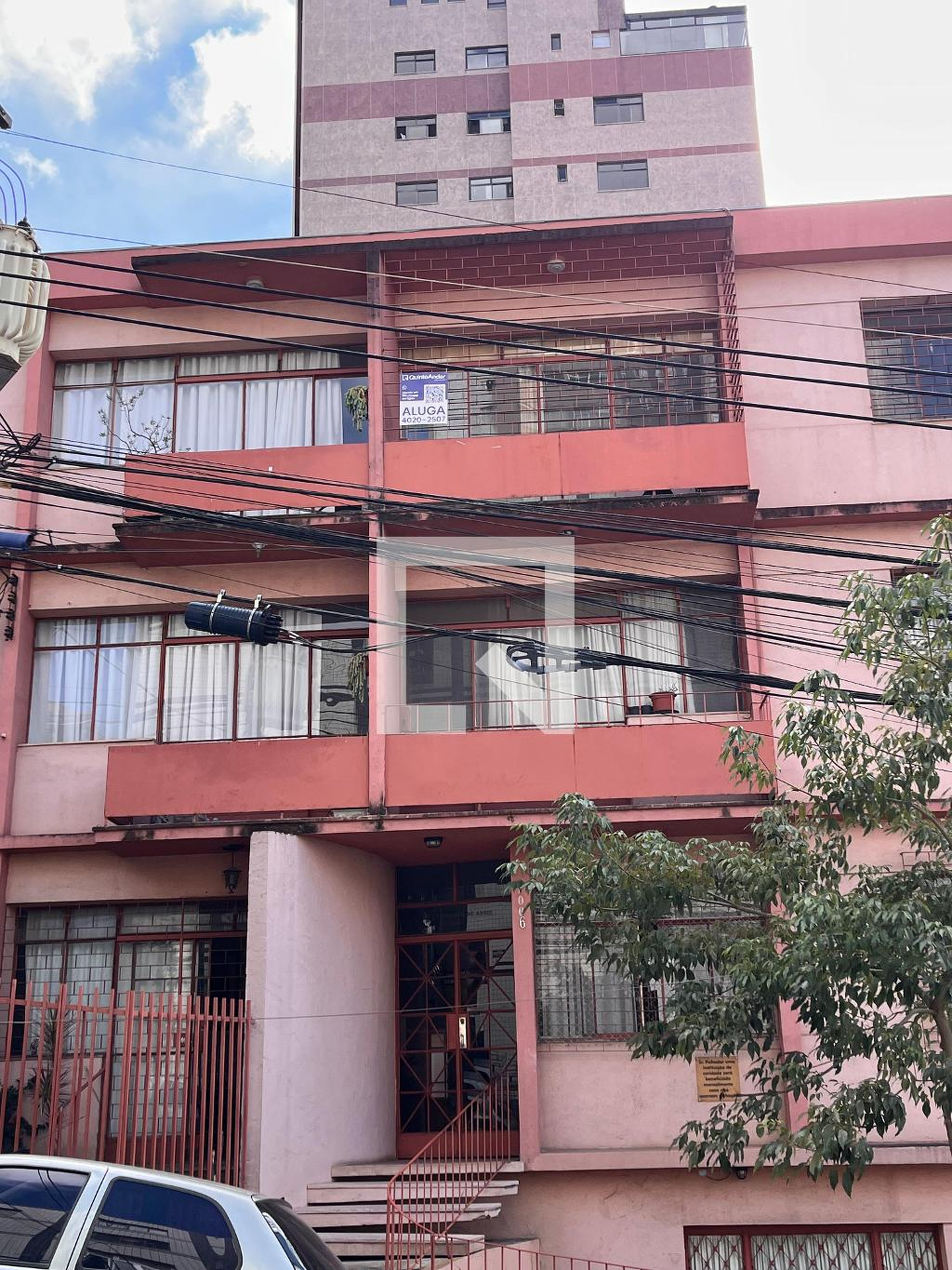 Fachada Condomínio em Rua General Dionísio Cerqueira, 1066