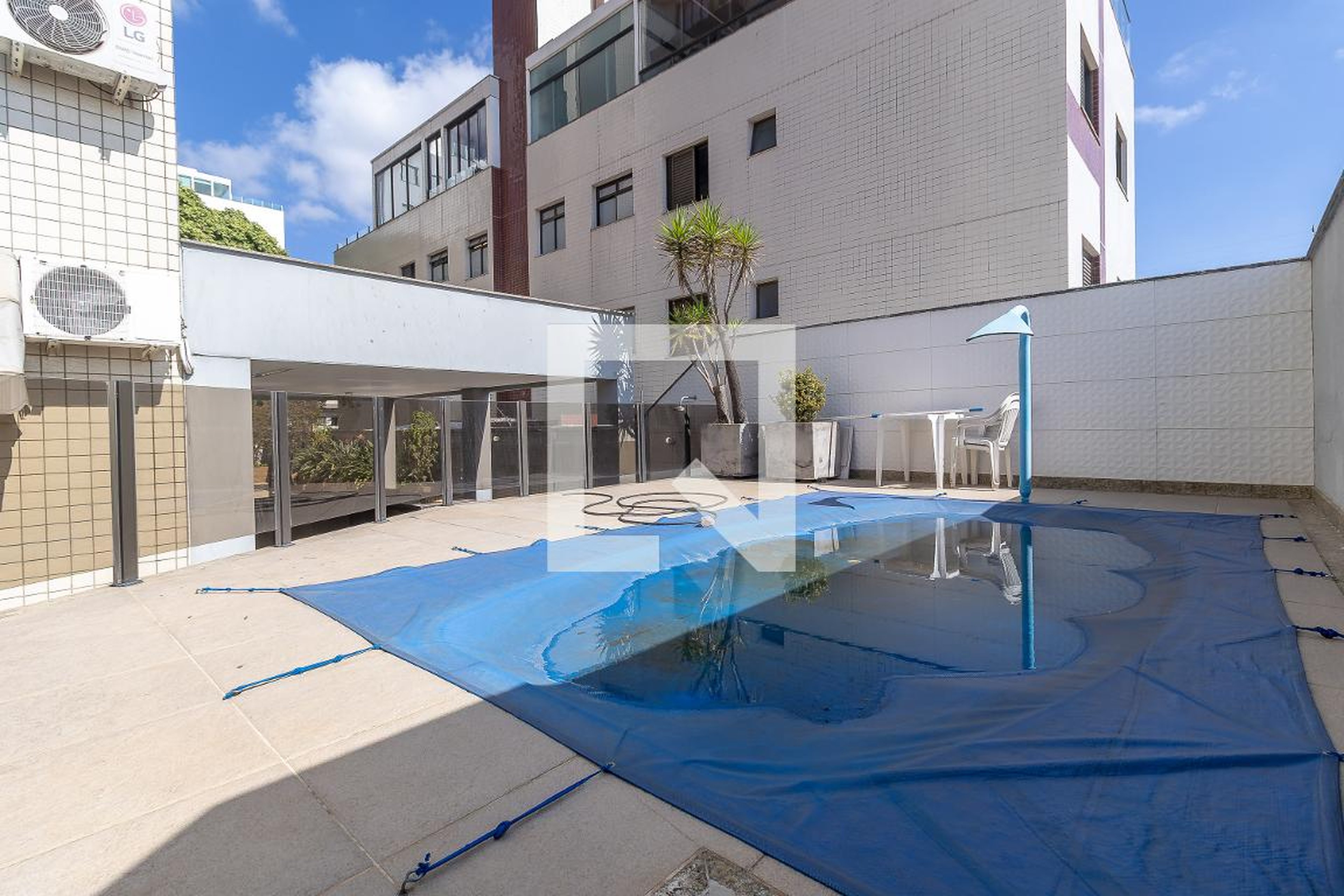 Piscina - Edifício Londres