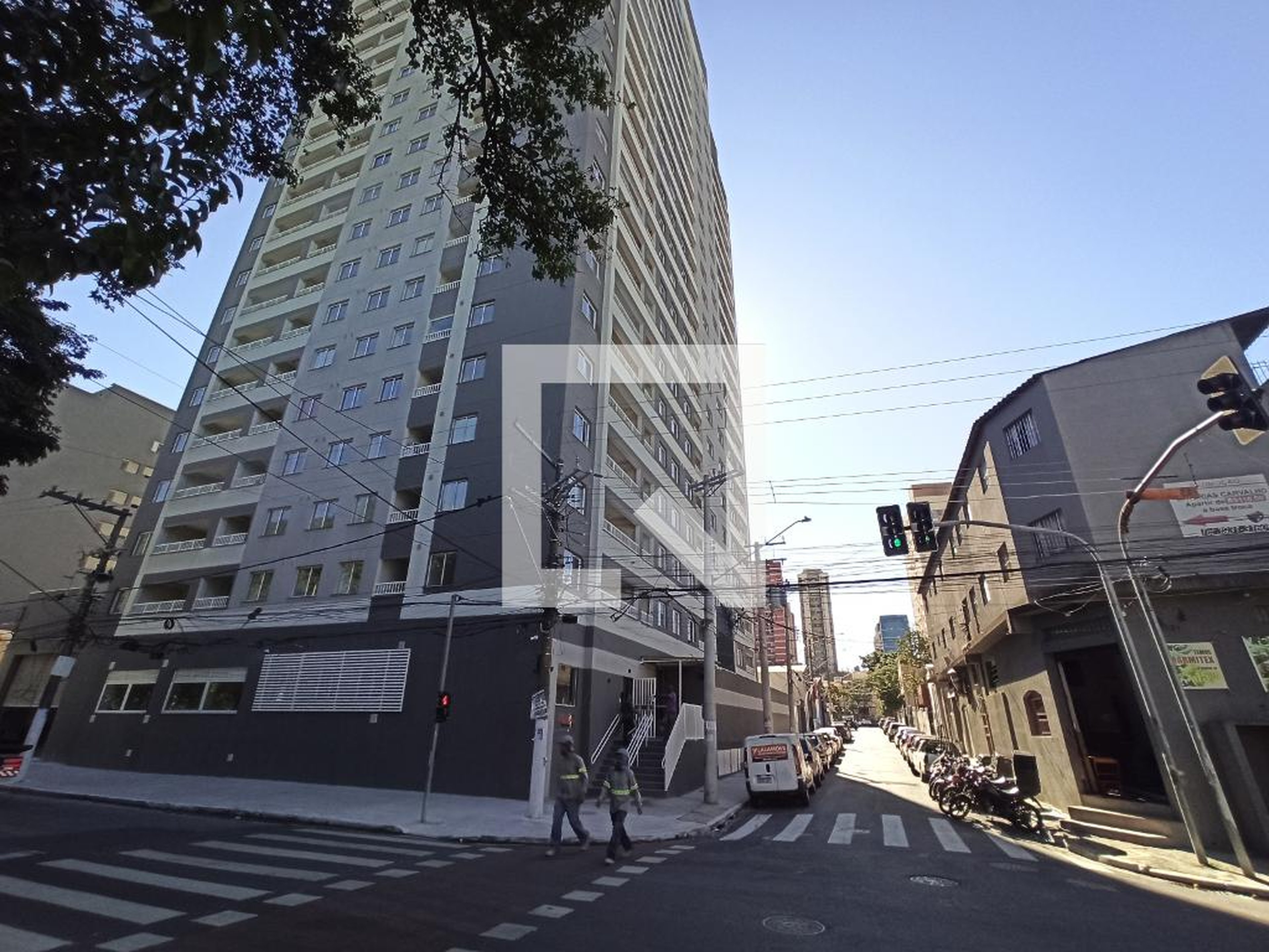 Fachada do Prédio Condomínio em Rua Tenente Heli Câmara, 33