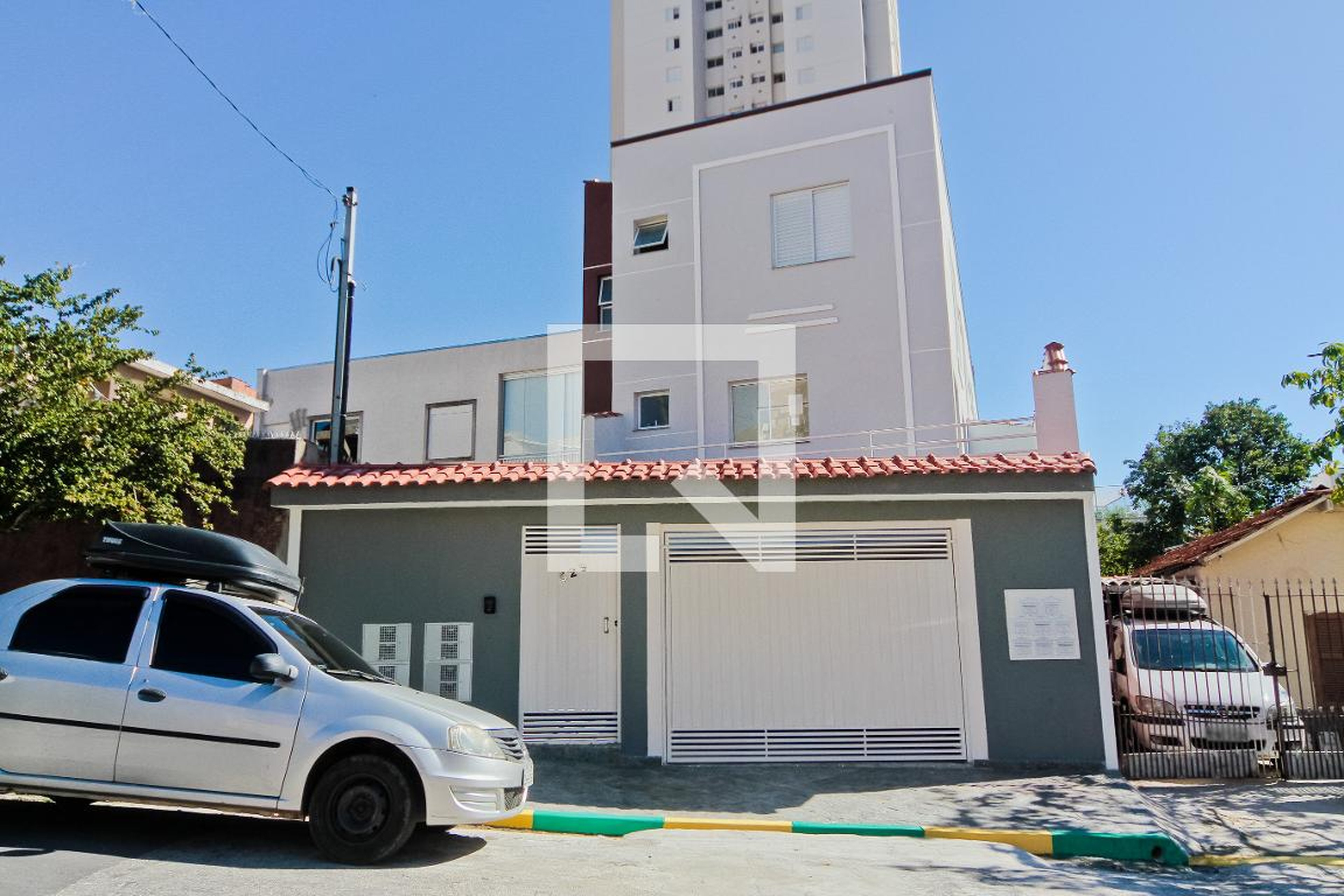 Fachada Condomínio em Rua Dona Luísa Scarpini, 529