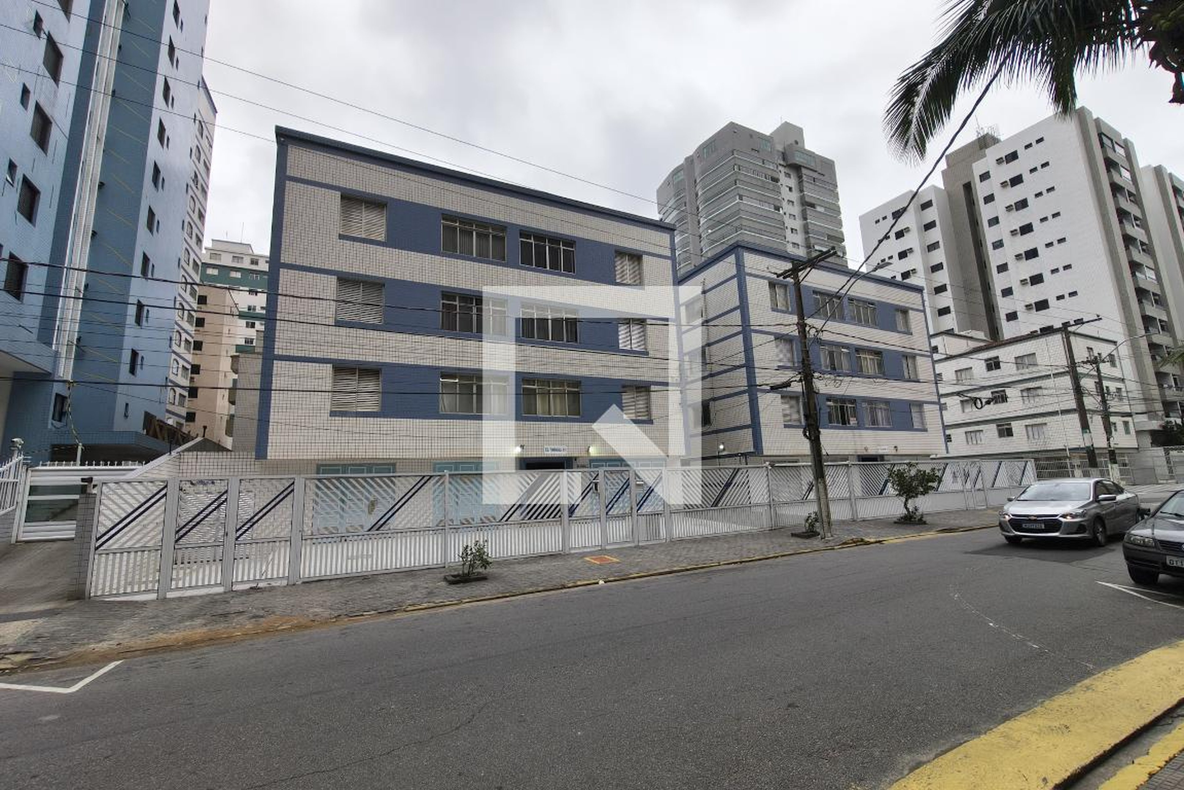 Fachada Condomínio em Rua Tapajós, 81