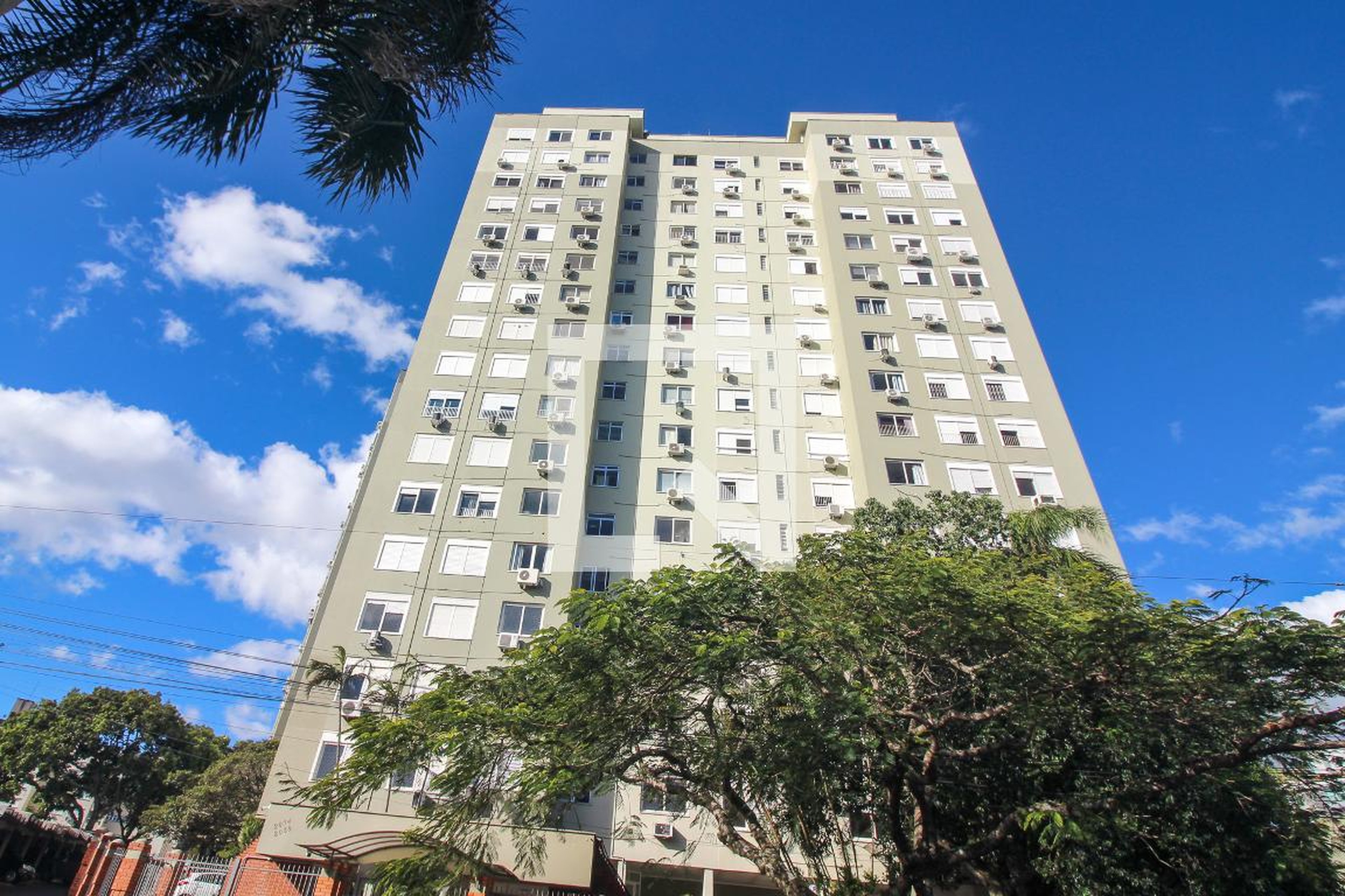 Fachada do Prédio Condomínio Plaza de Las Torres