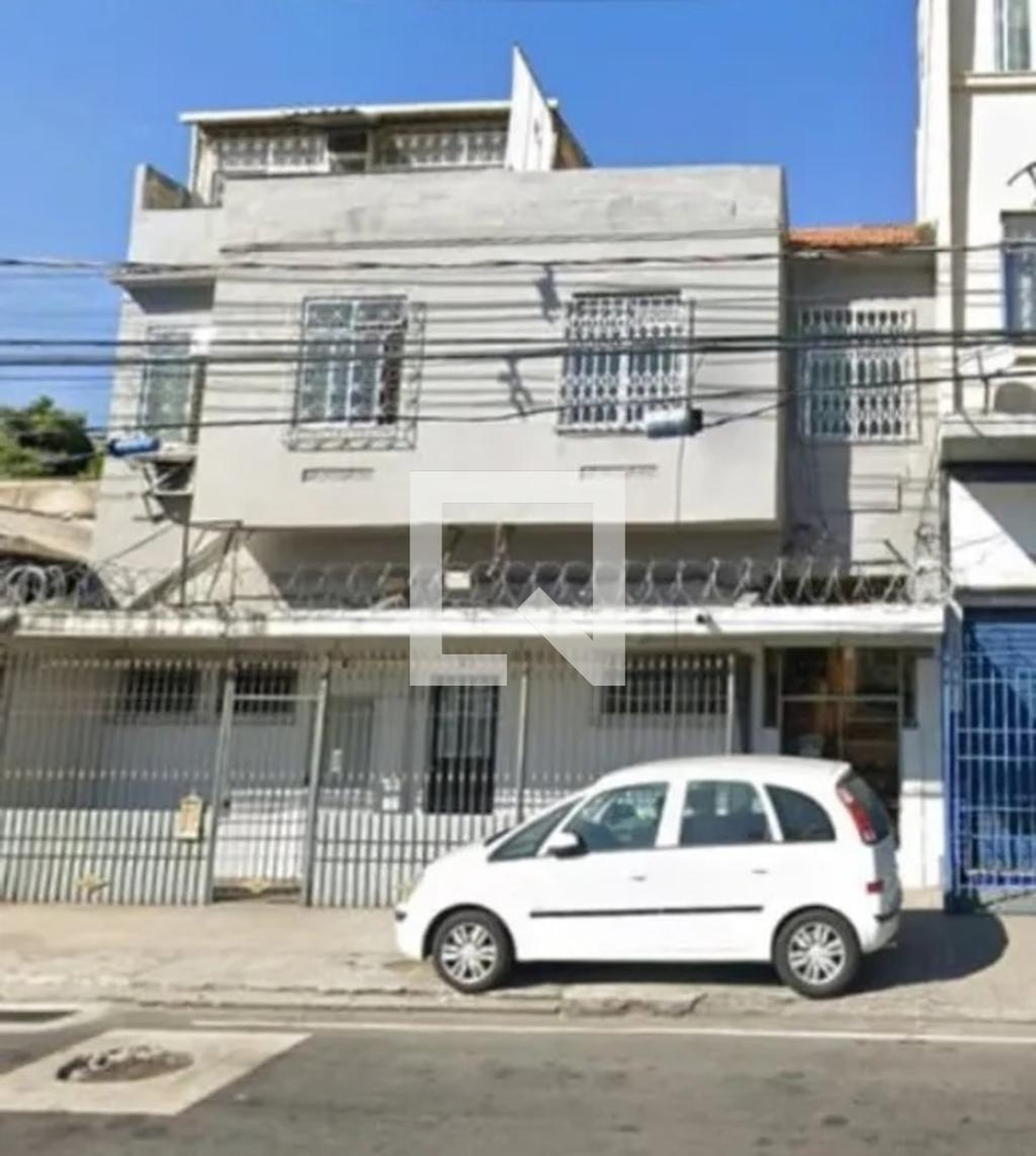 Fachada Condomínio em Avenida Brás de Pina, 785