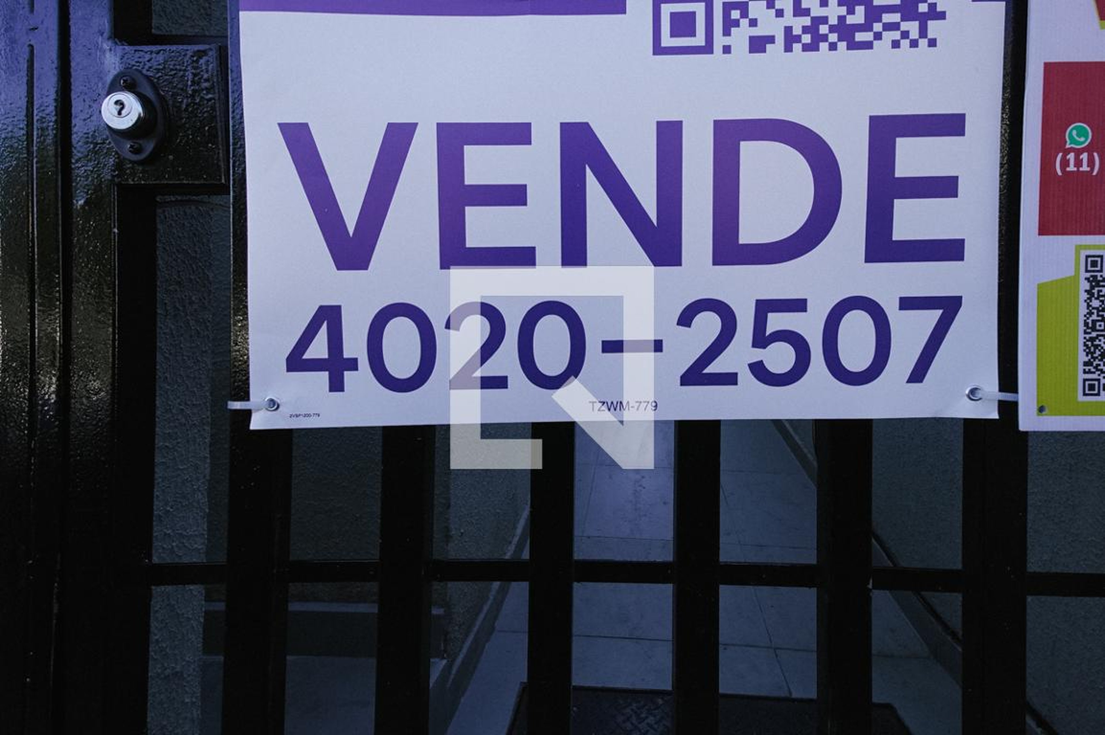 Fachada Condomínio em Rua Conceição da Brejauba, 471