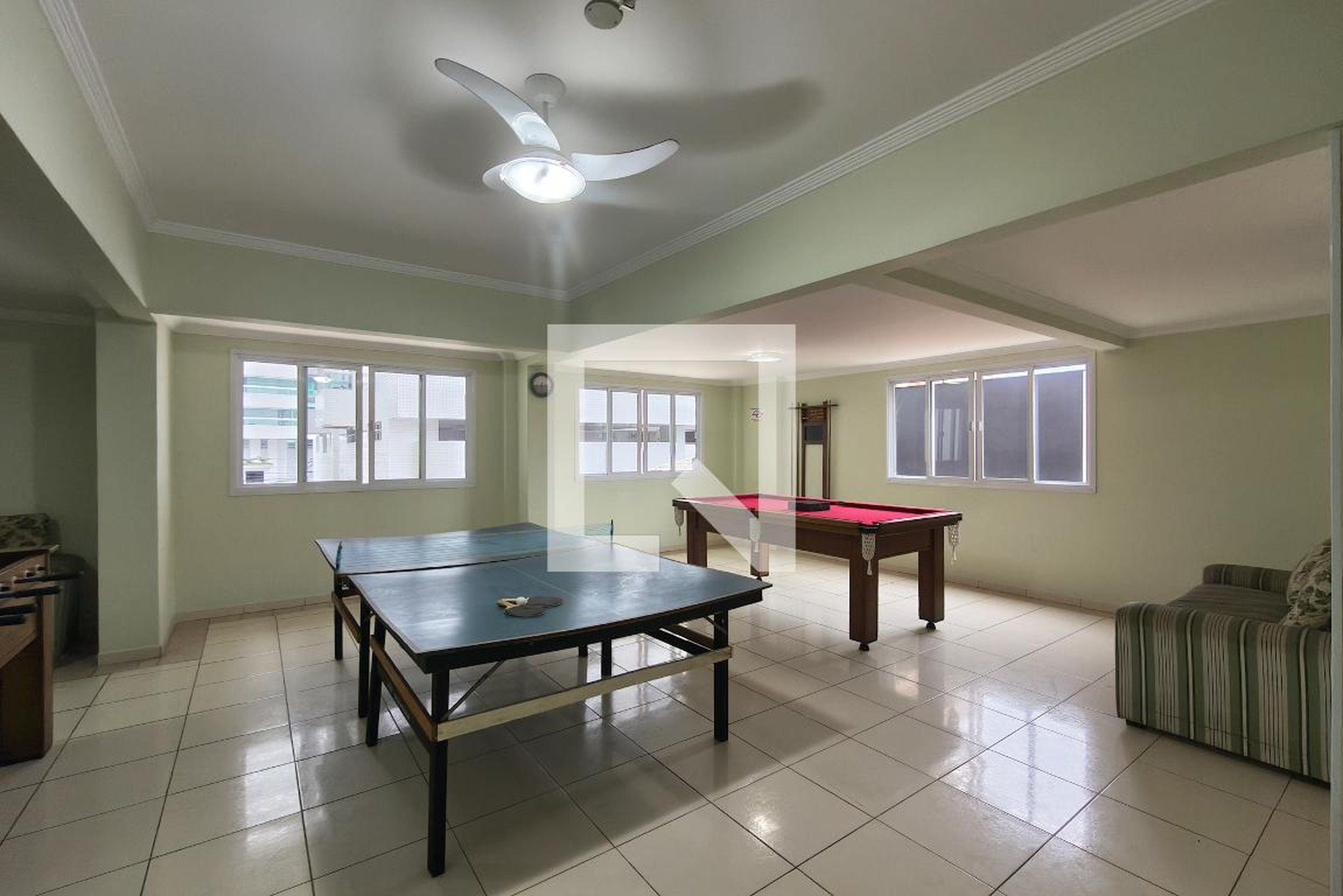 Sala de Jogos - Henrique Magno
