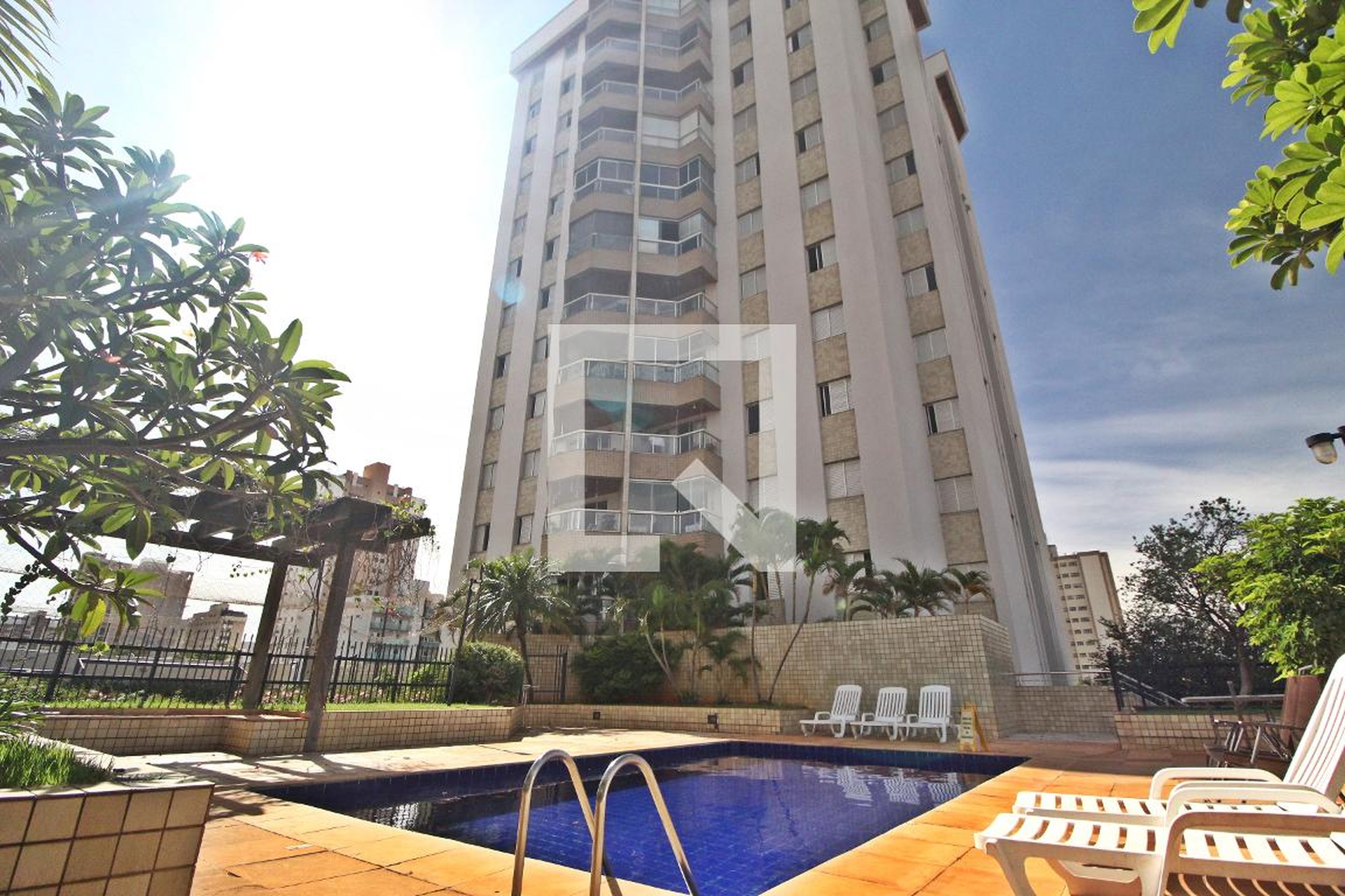 Fachada Edifício Jardim Verona