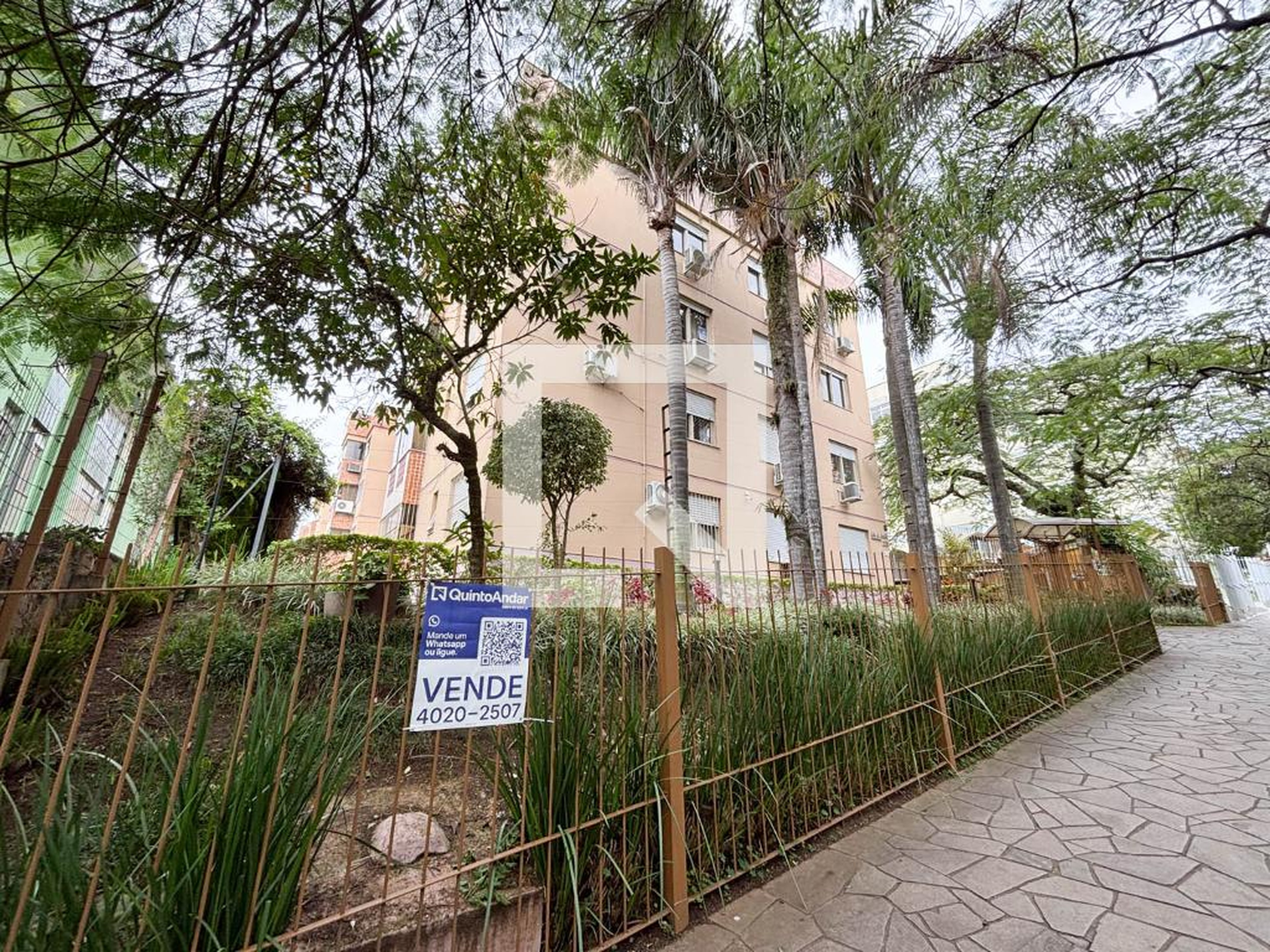 Fachada Residencial Luiz de Camões