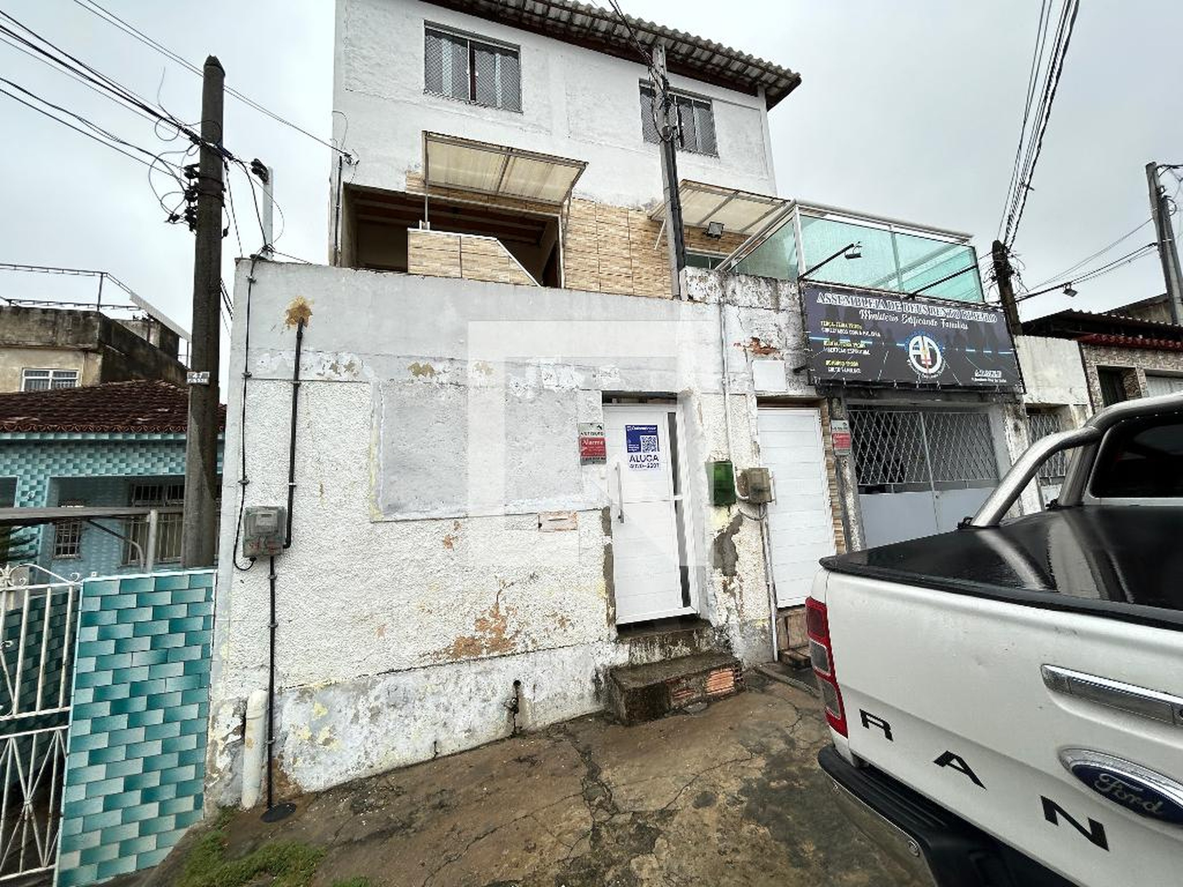 Fachada Condomínio em Rua Monte Carmelo, 55
