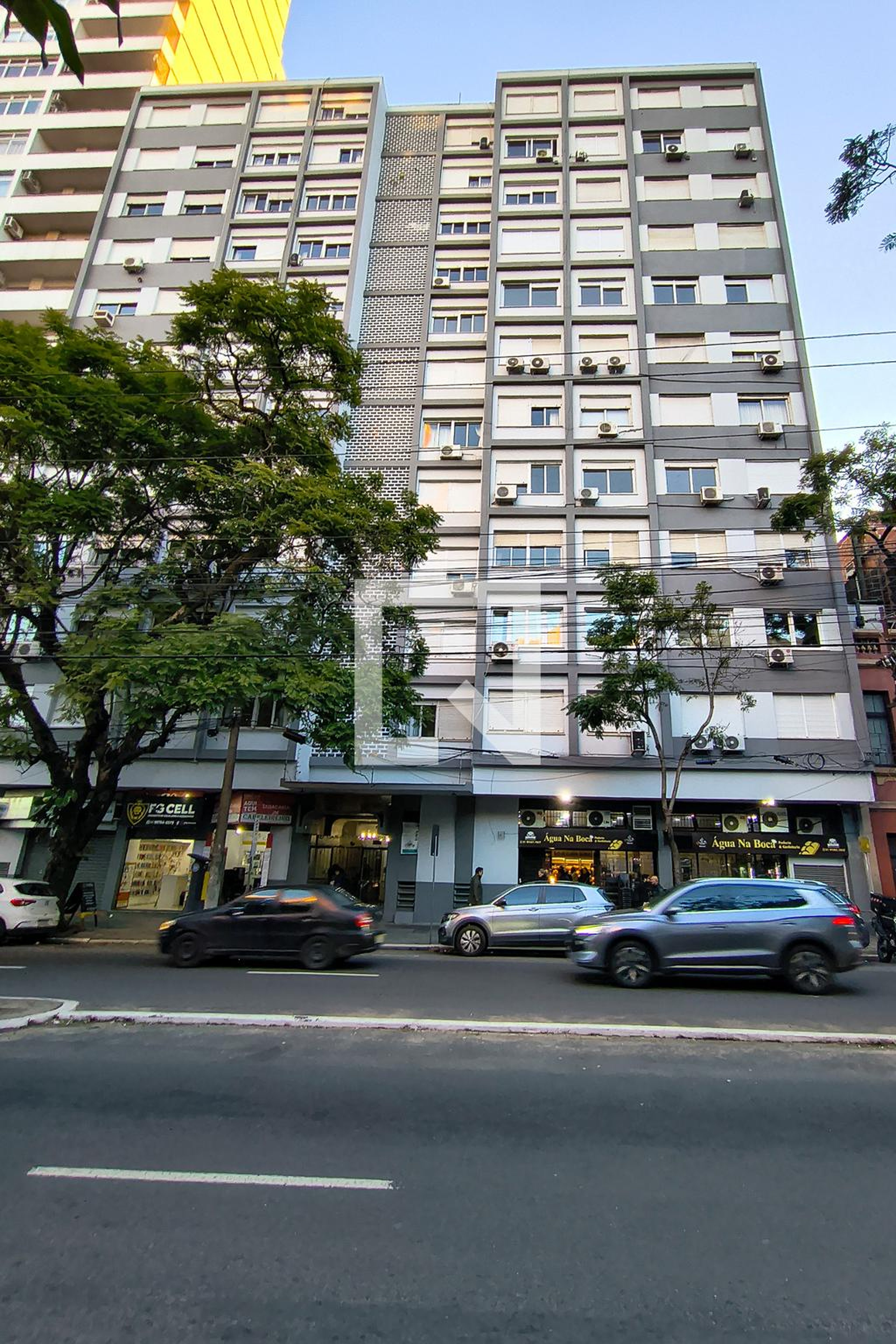 Fachada do Prédio Condomínio em Avenida Borges de Medeiros, 1121